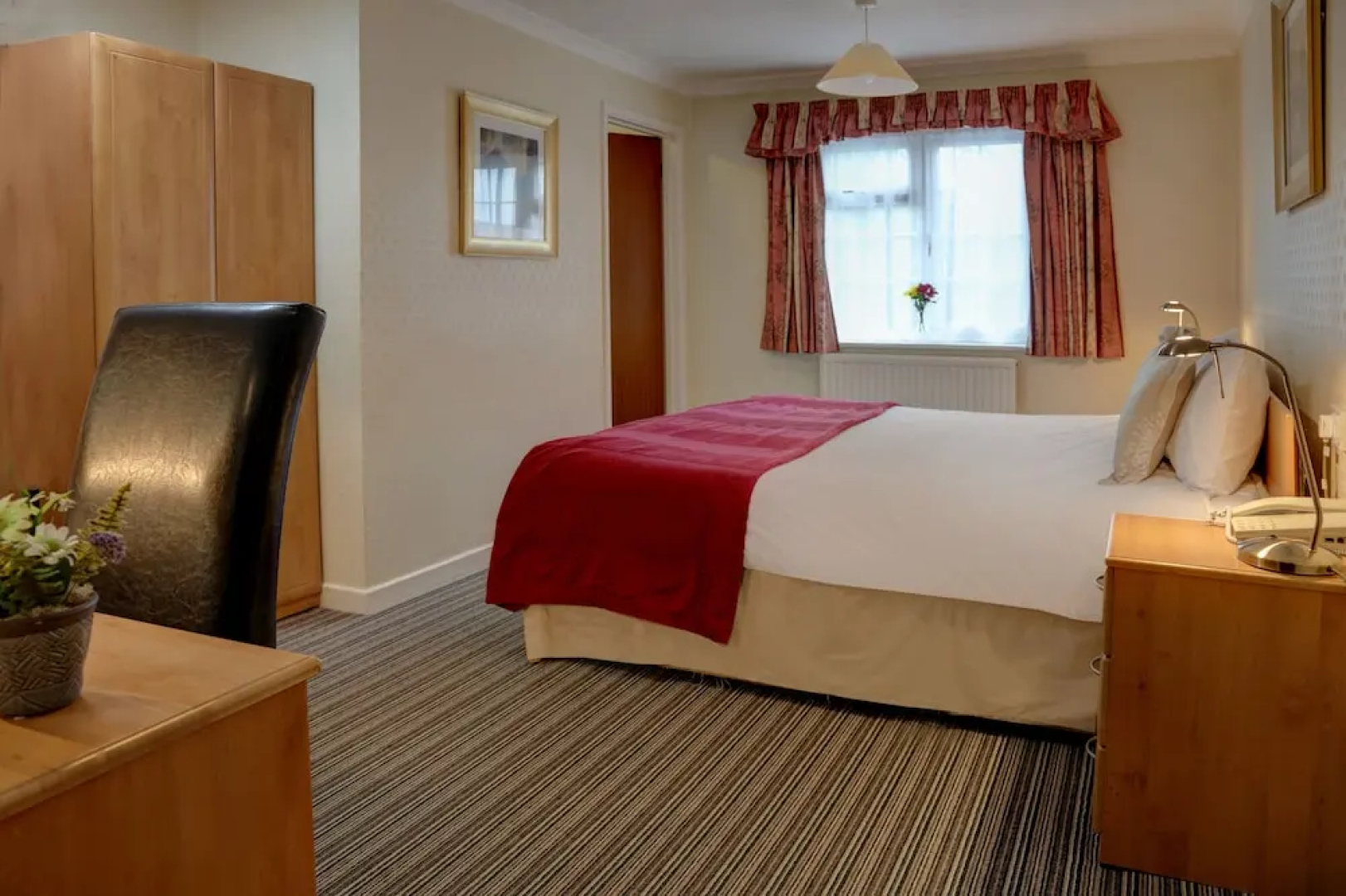 Best Western Mayfield House Hotel