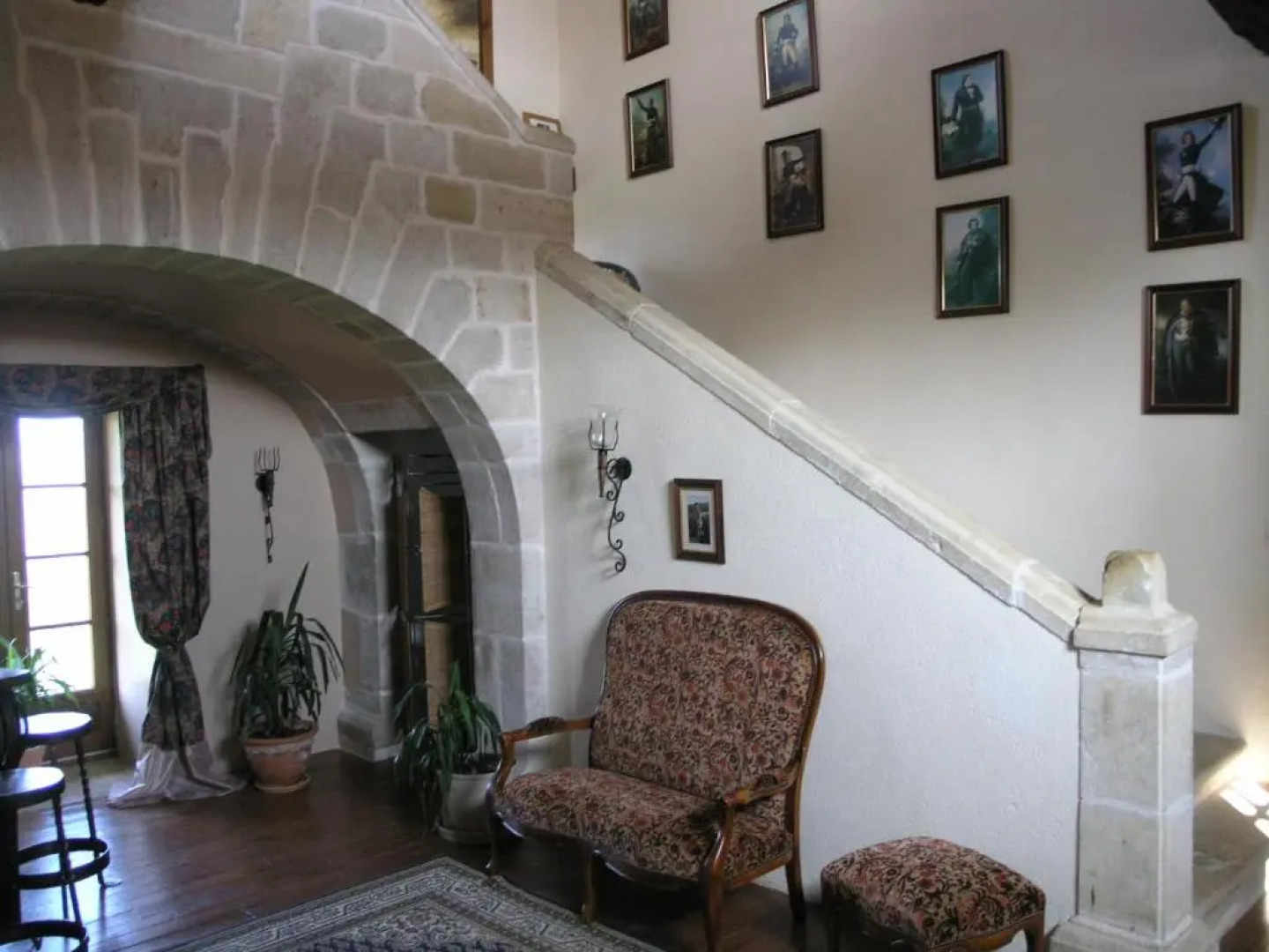 Manoir Courtyard cottage rental Vendee