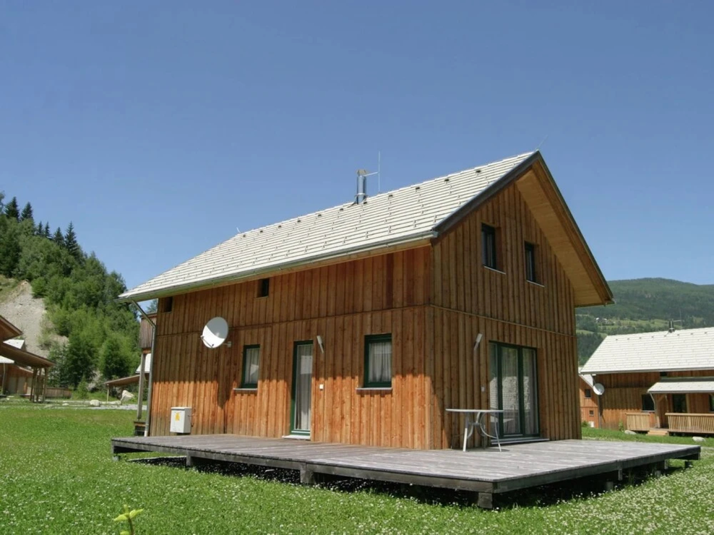 Wooden Chalet in Styria by the Lake