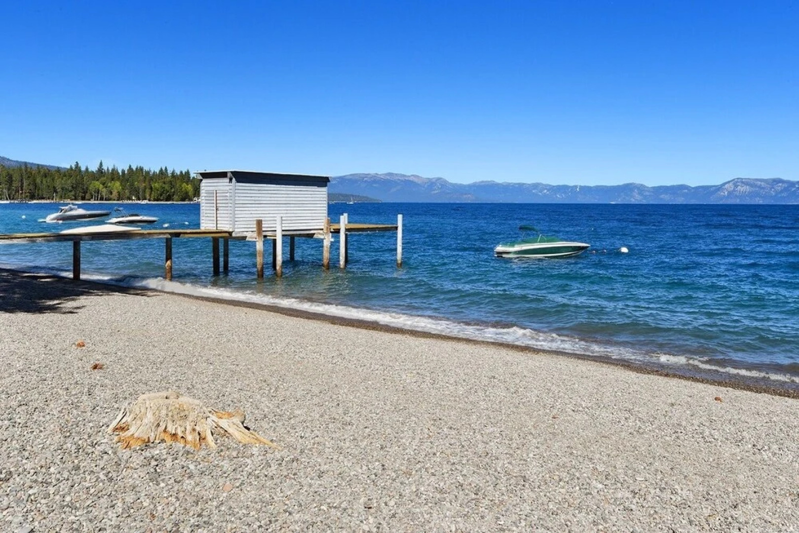 Dancing Cubs Camp - Hot Tub 2 Bedroom Cabin by Redawning
