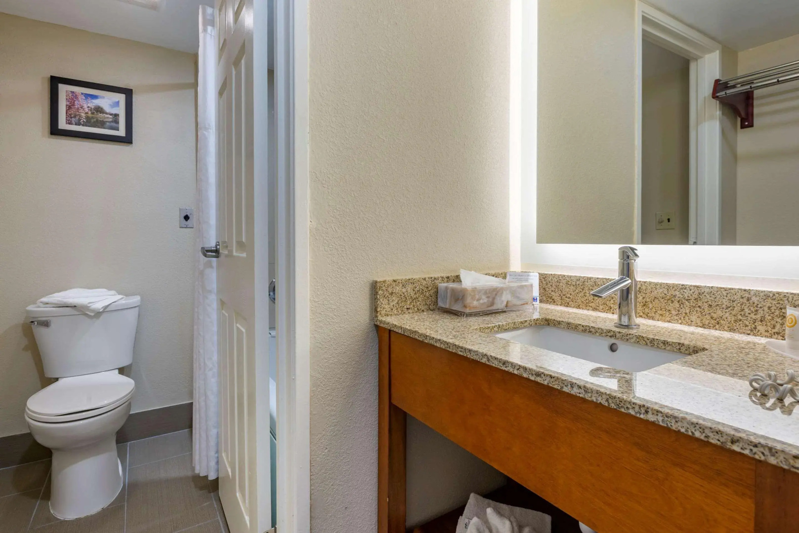 Comfort Inn Edgewater on Hudson River