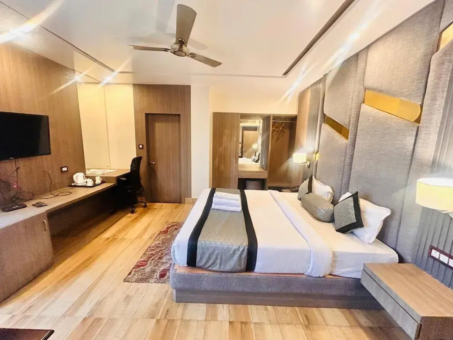 Hotel Holiday international