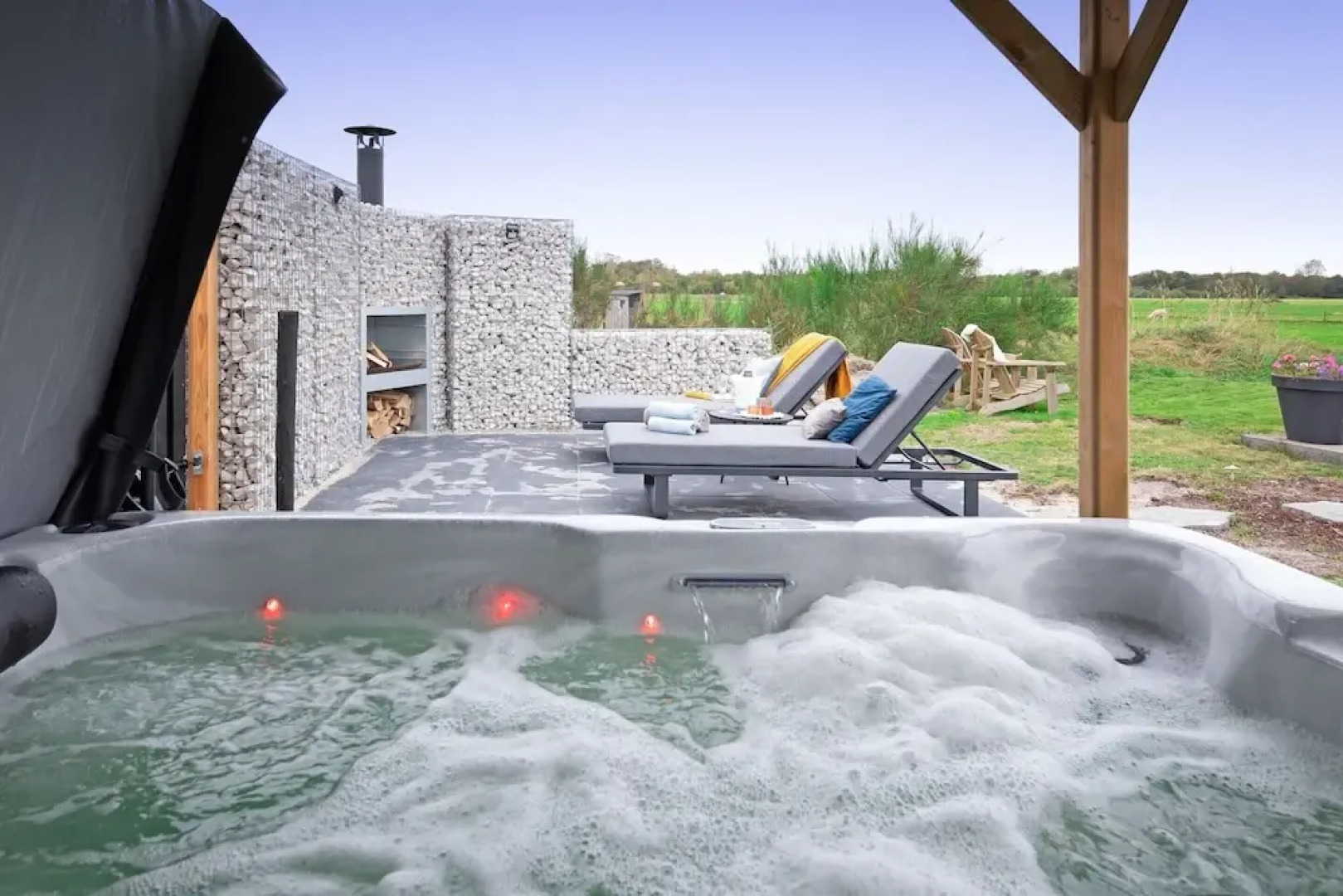 Holiday Home With Pets-friendly