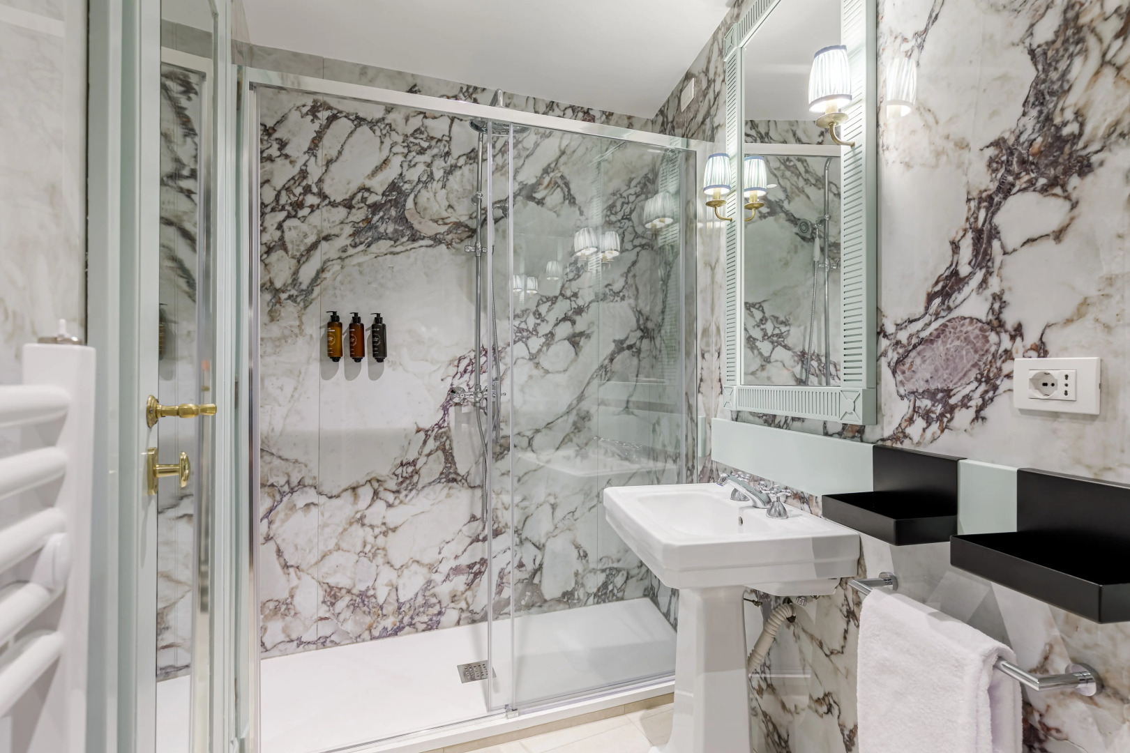 Room Mate Collection Isabella, Florence