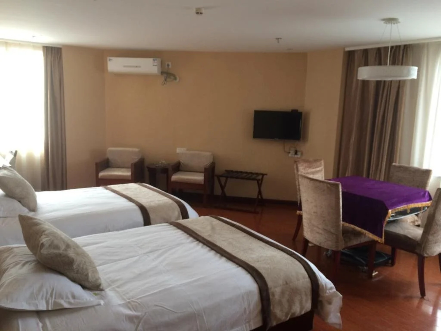 Haisha Huachen Hotel