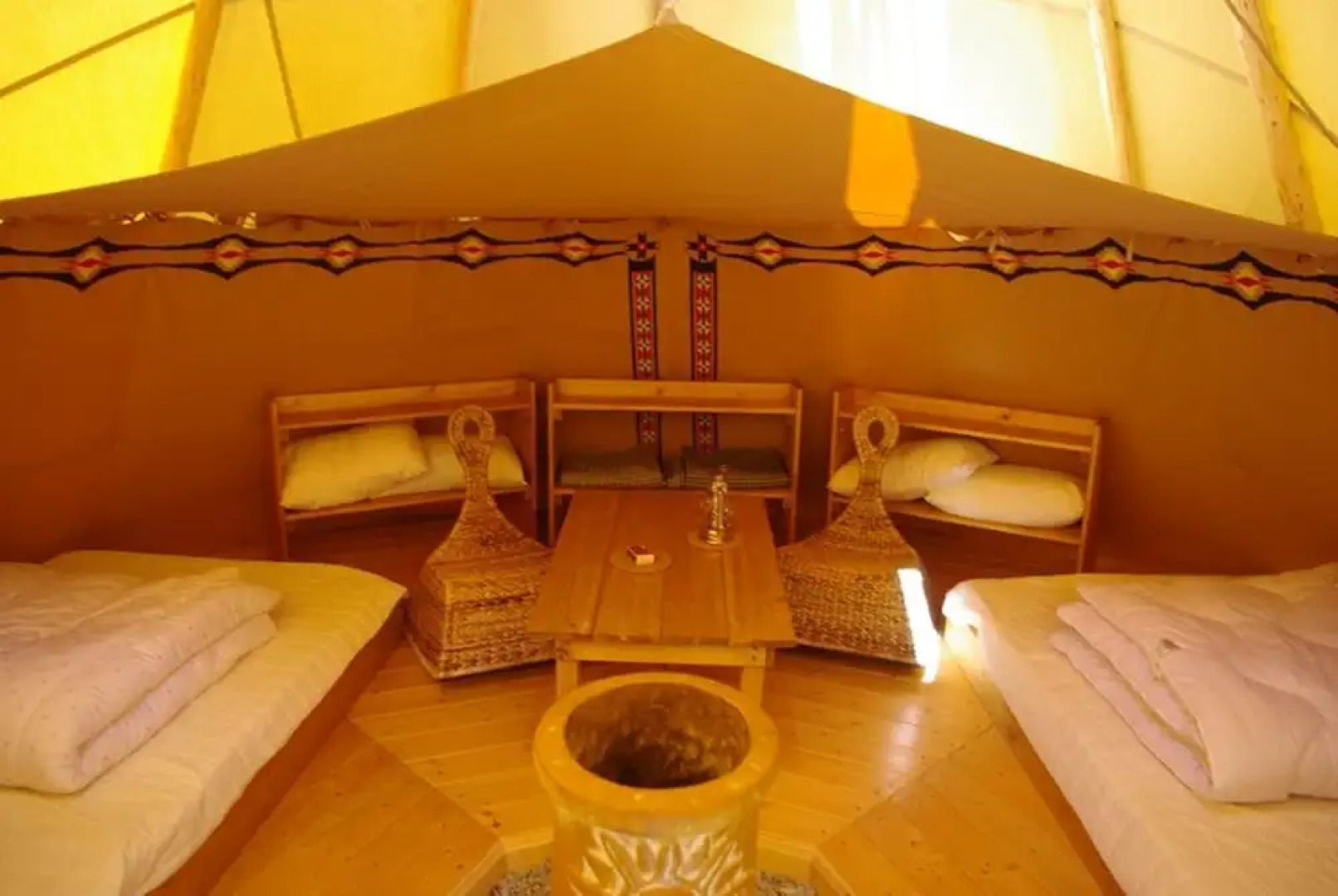 Yourtes de Montagnes Insolites