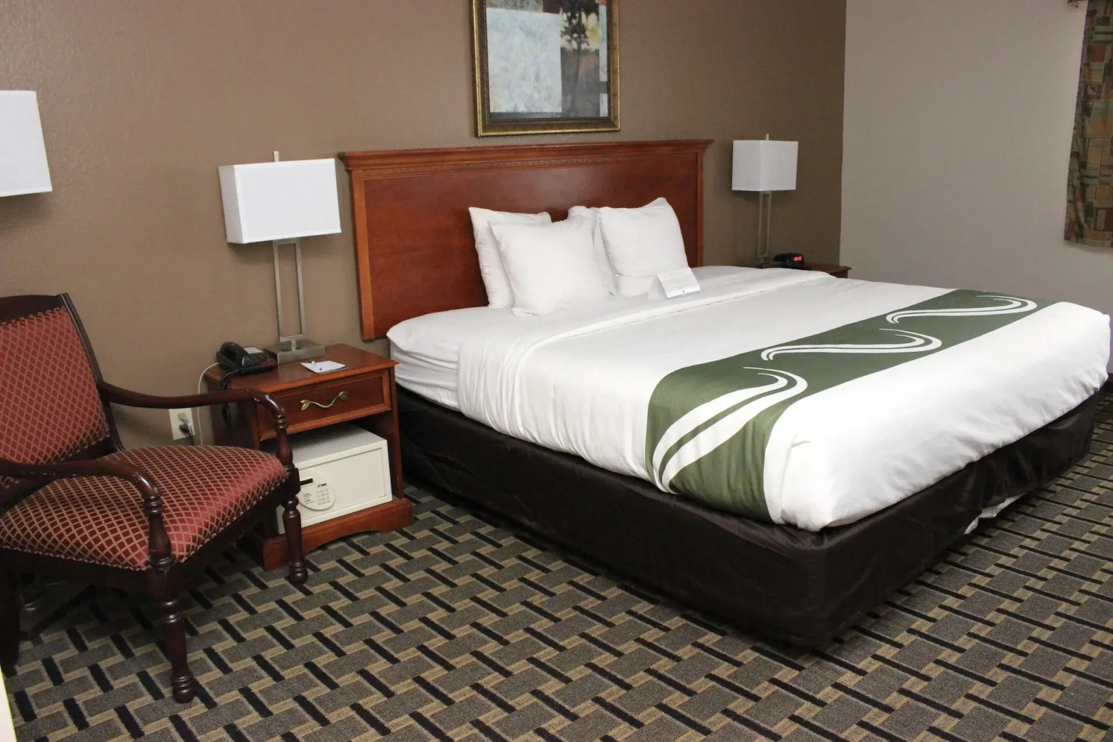 Quality Inn & Suites Detroit Metro Airport