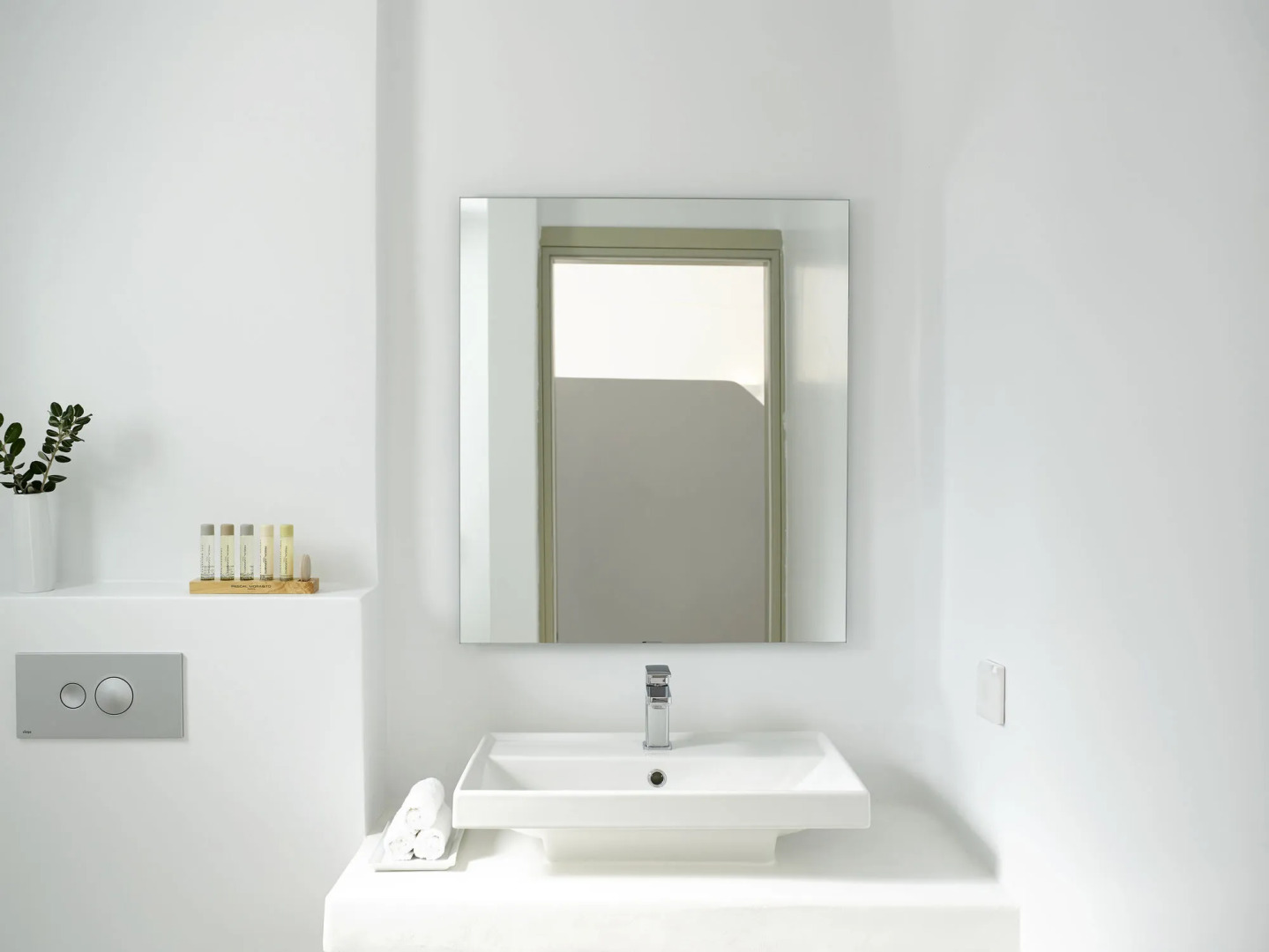 Aurora Luxury Suites