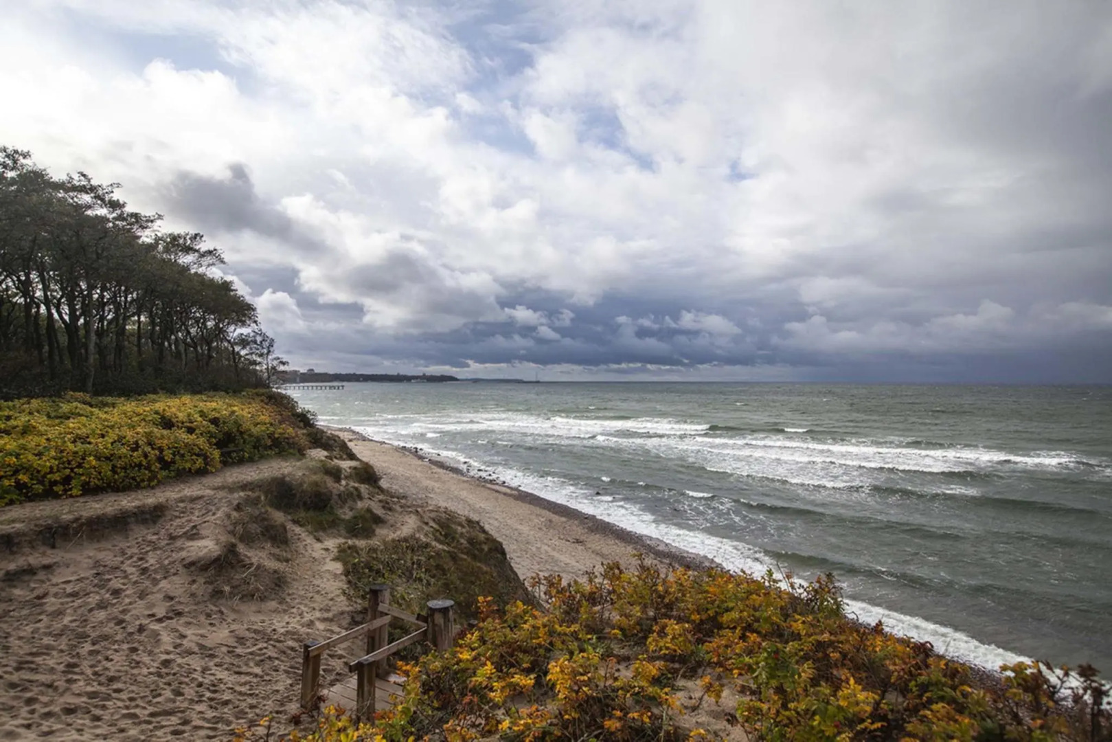 Дом у моря для большой компании
