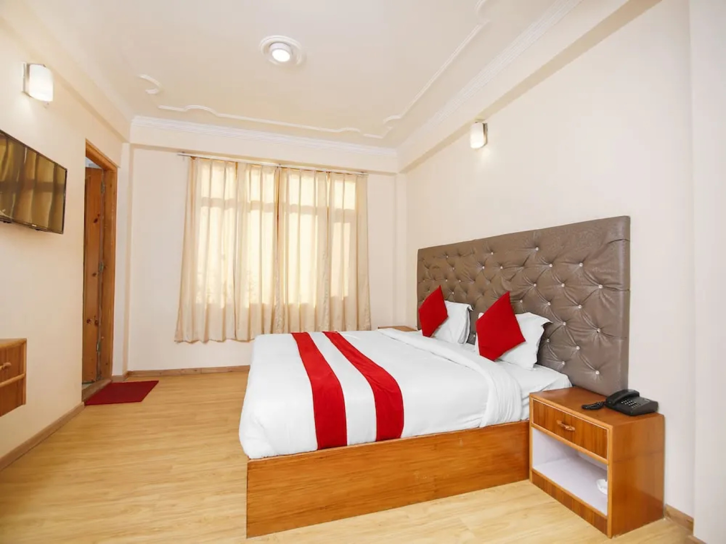 OYO 11388 Hotel Dimbir Regency