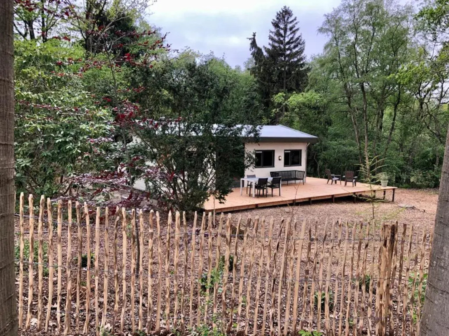 Stijlvolle bungalow nabij prachtige zwempoel