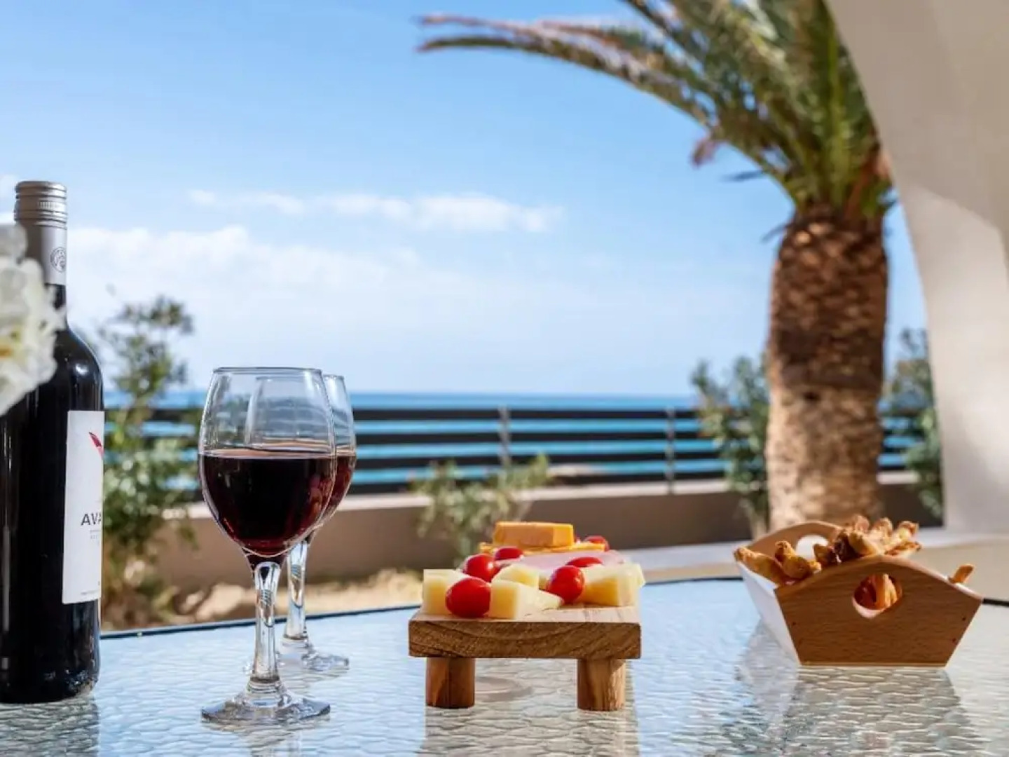 Atalanti Seaside Junior Suites