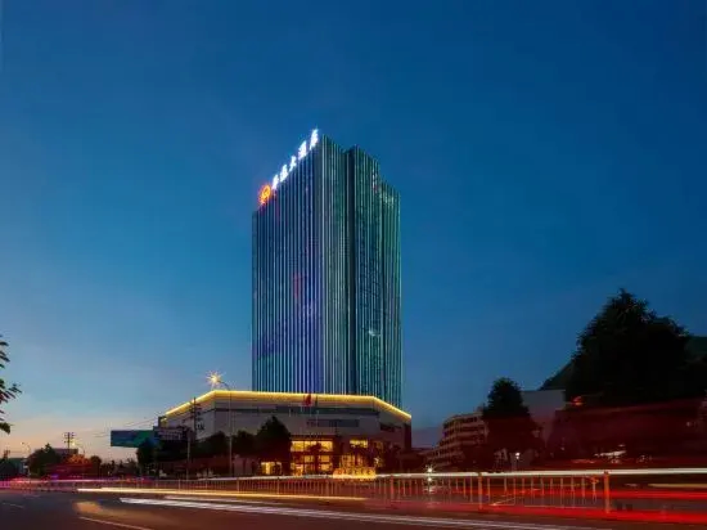 Huatong Hotel