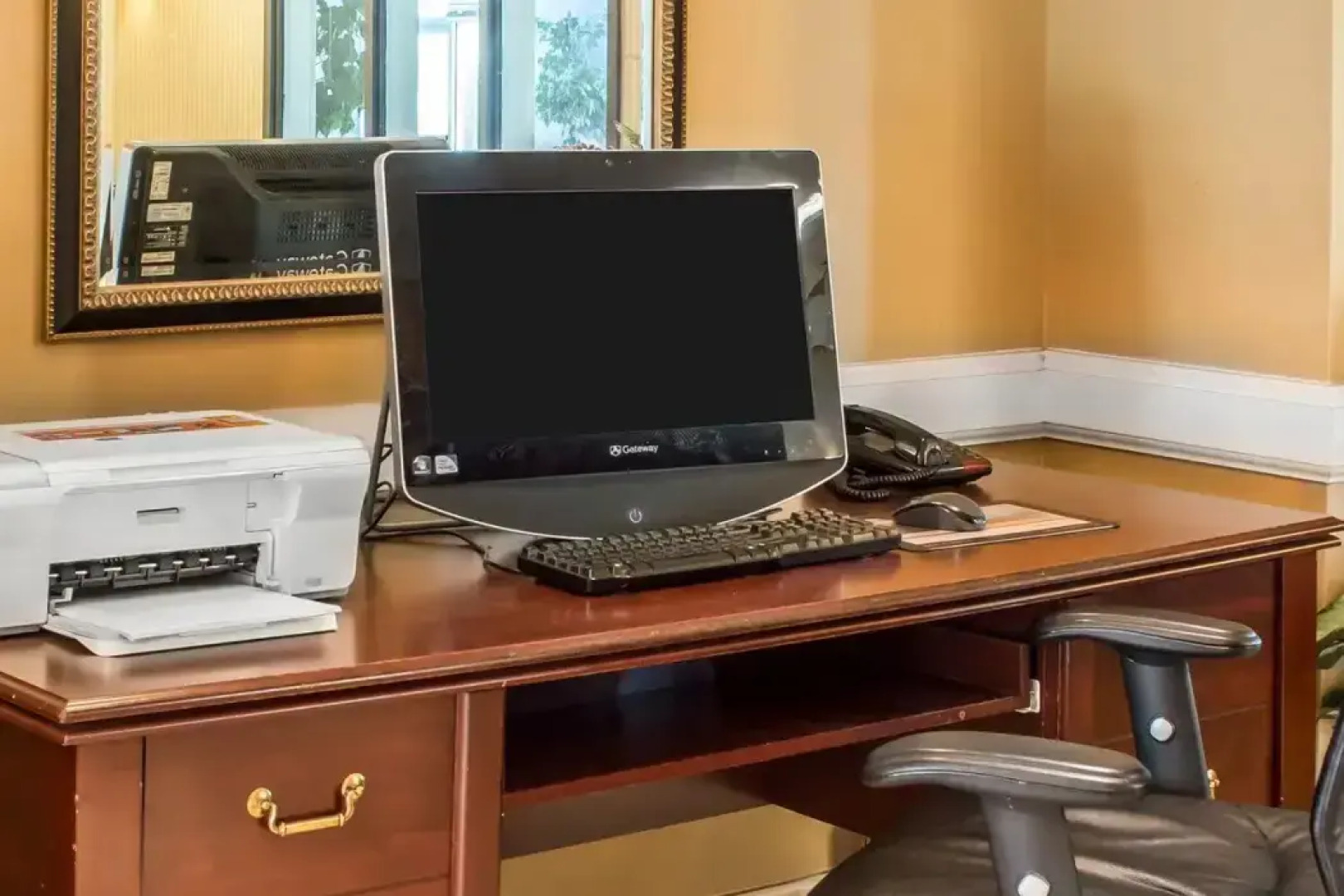 Sleep Inn & Suites Laurel near Fort Meade