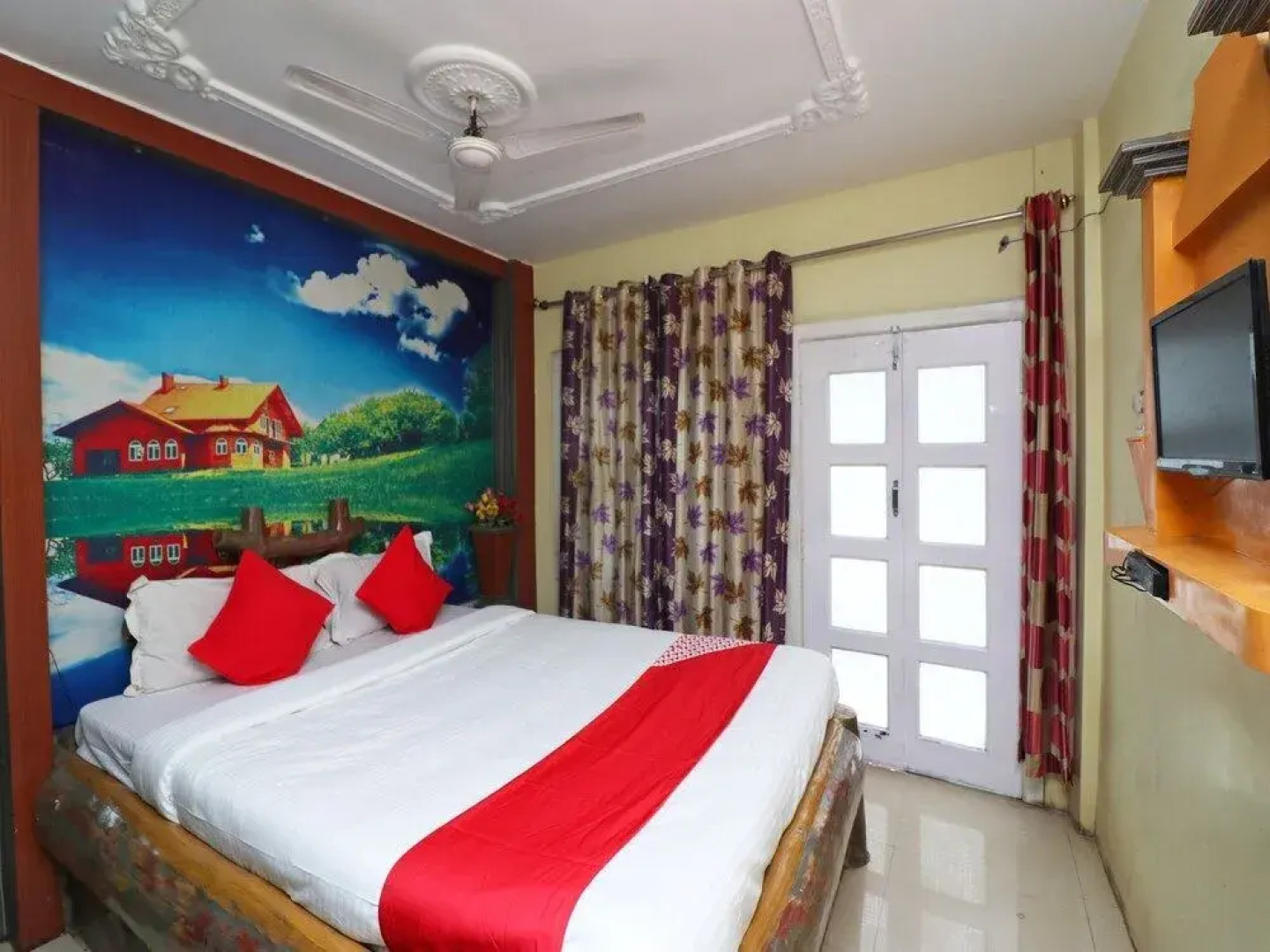 Green Villa by OYO Rooms