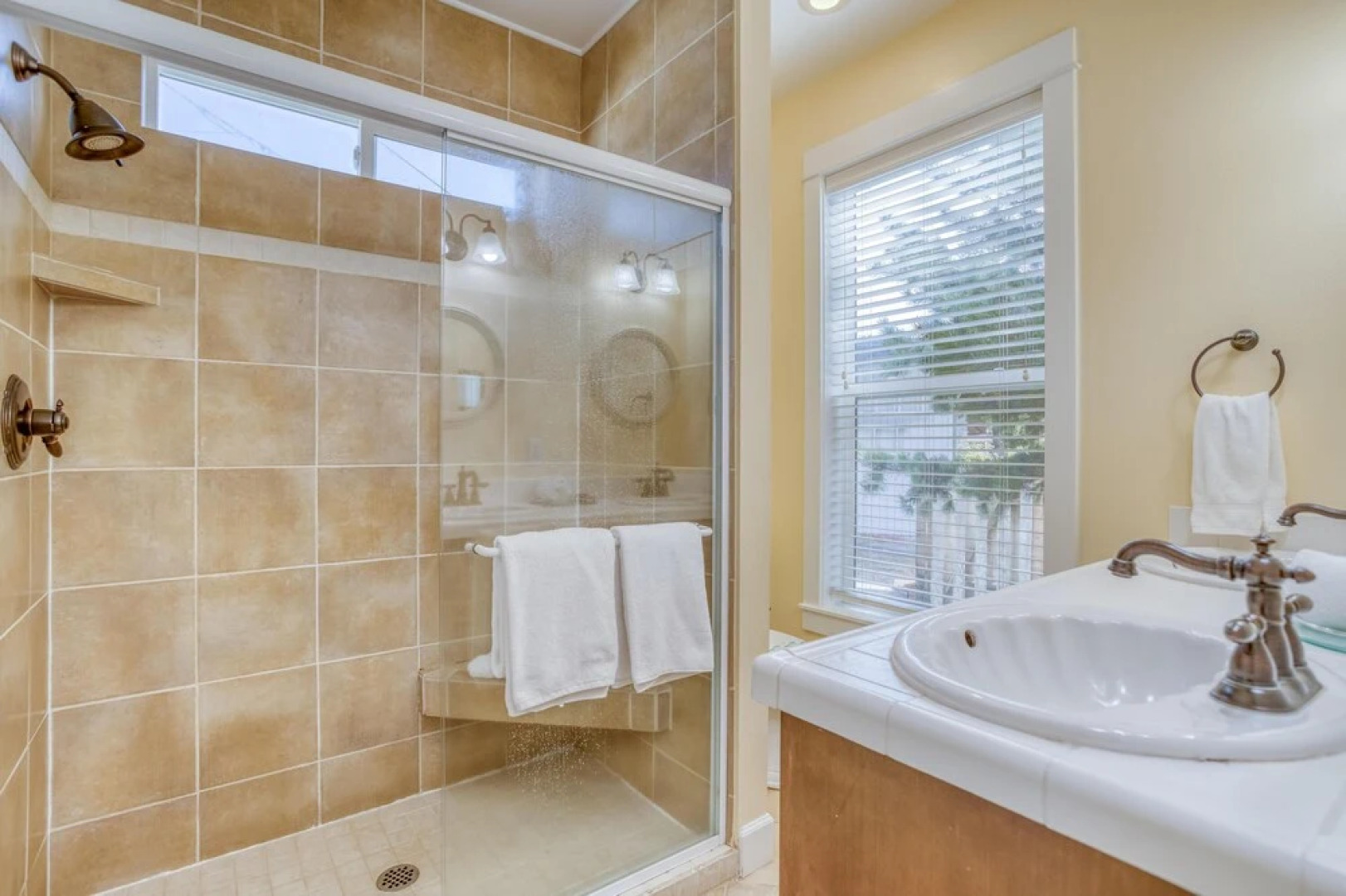 Baywood Shores Bed & Breakfast