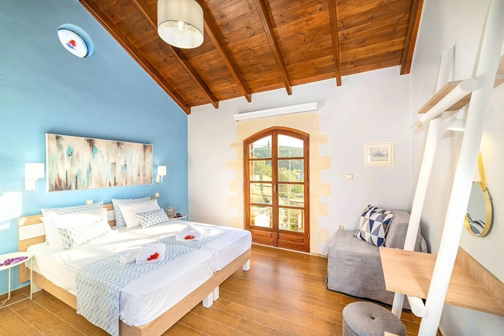 Cretan Lux Villa Heated Pool