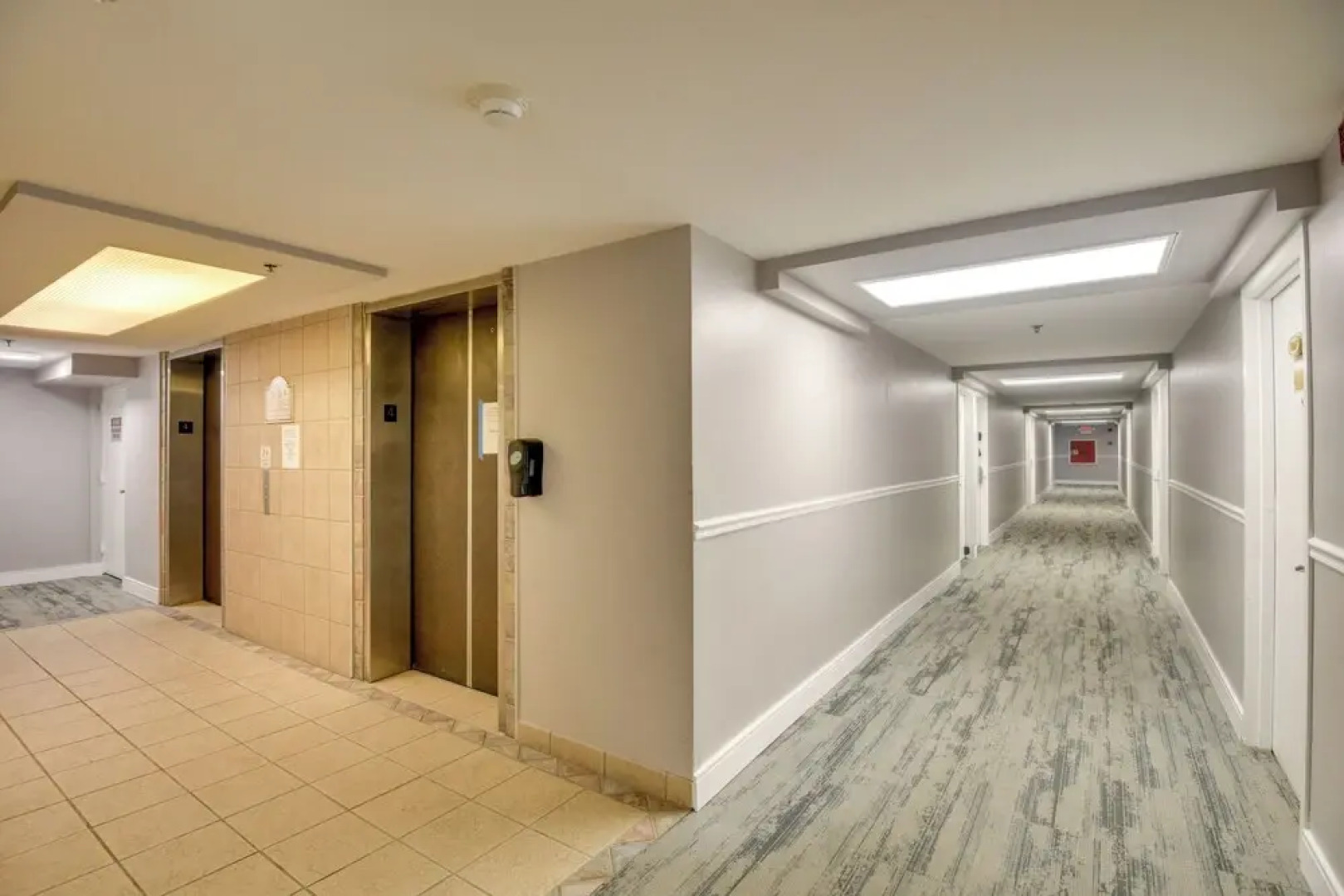 Beachfront Gem w/ Community Pool in Daytona!