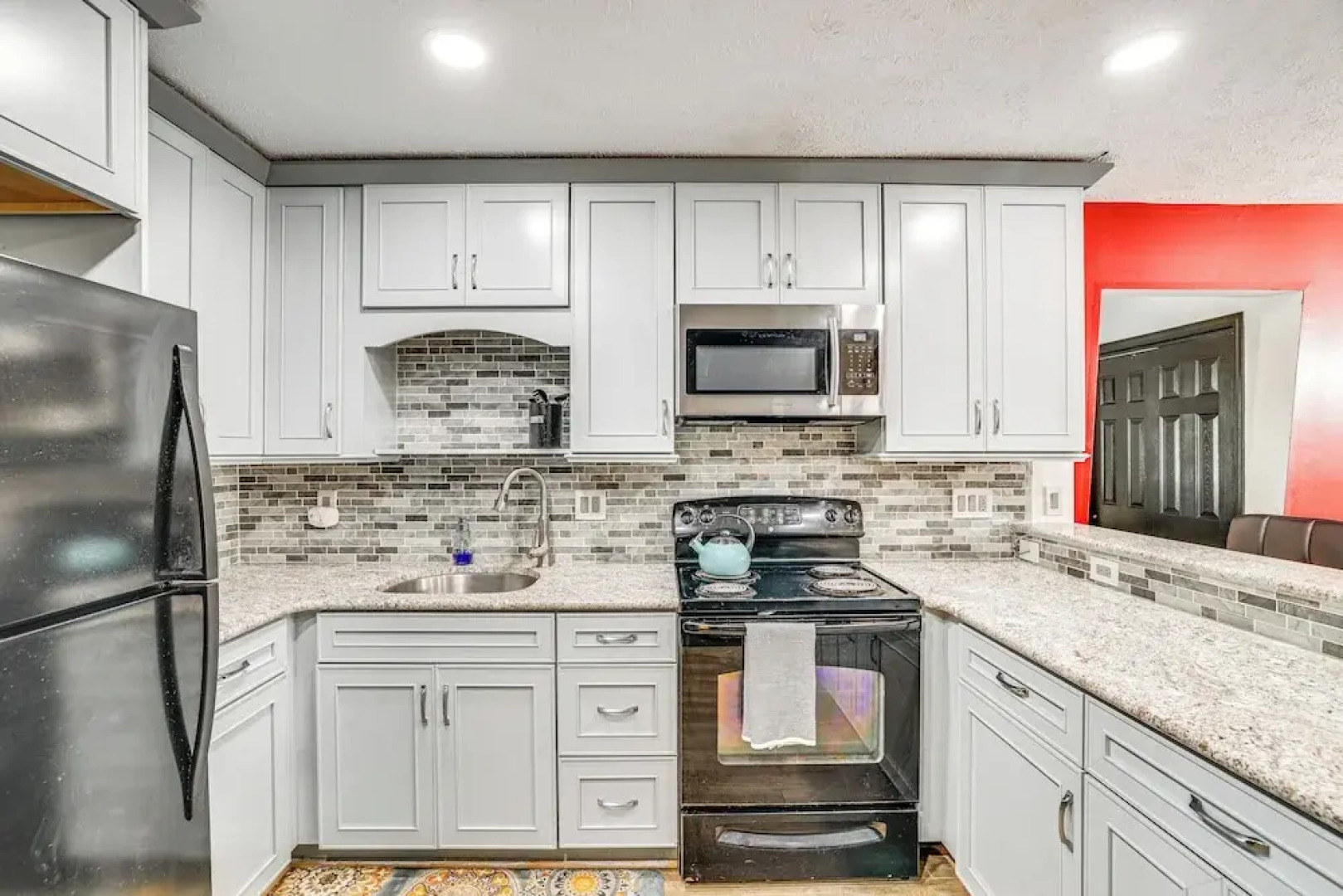 Wooded Tobyhanna Home w/ Fire Pit & Lake Access!