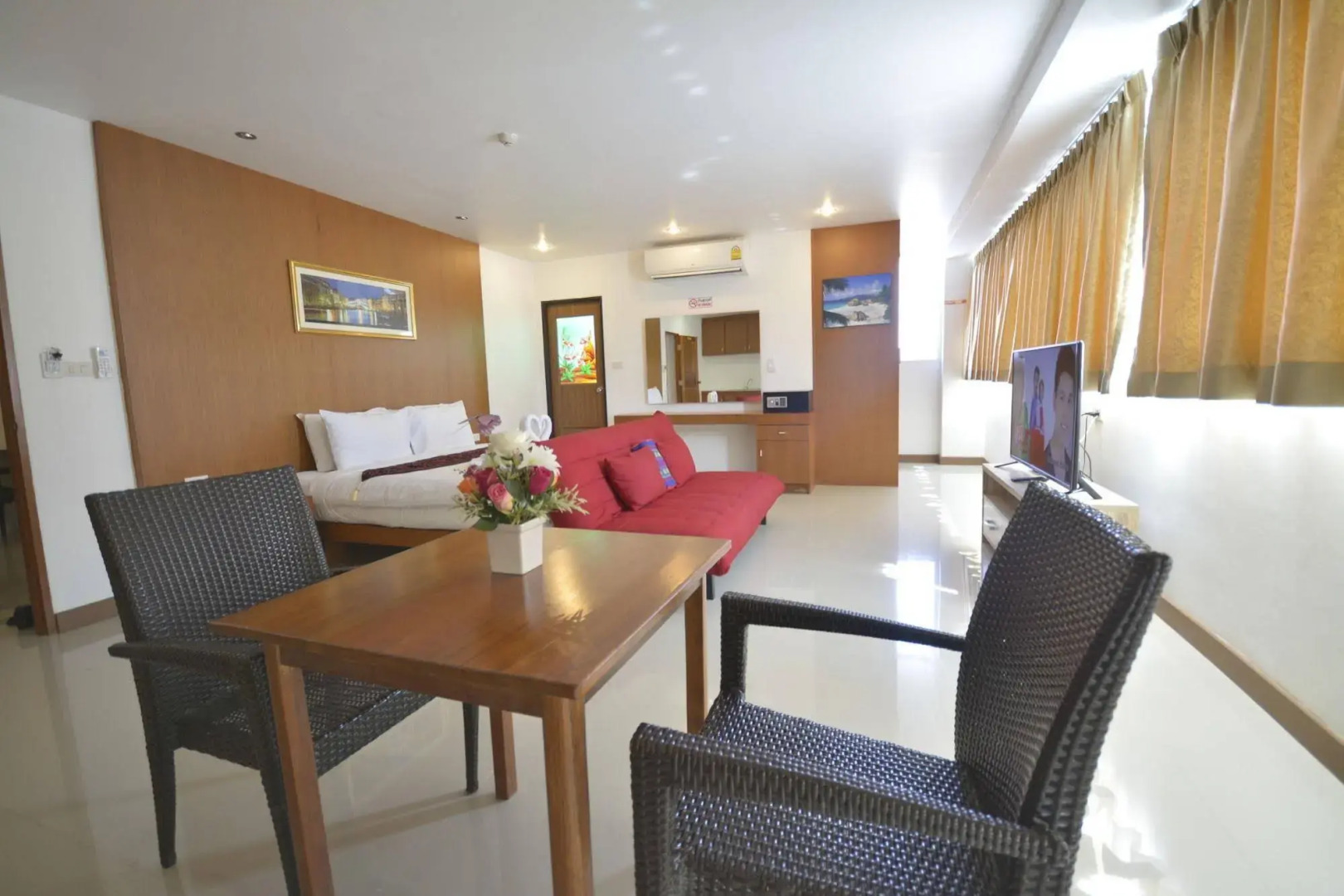 The Patong Center Hotel