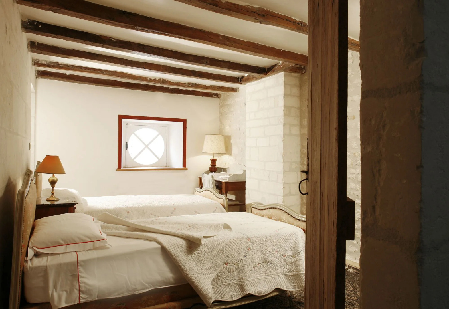 La Porte Rouge - The Red Door Inn Chambres d'Hotes