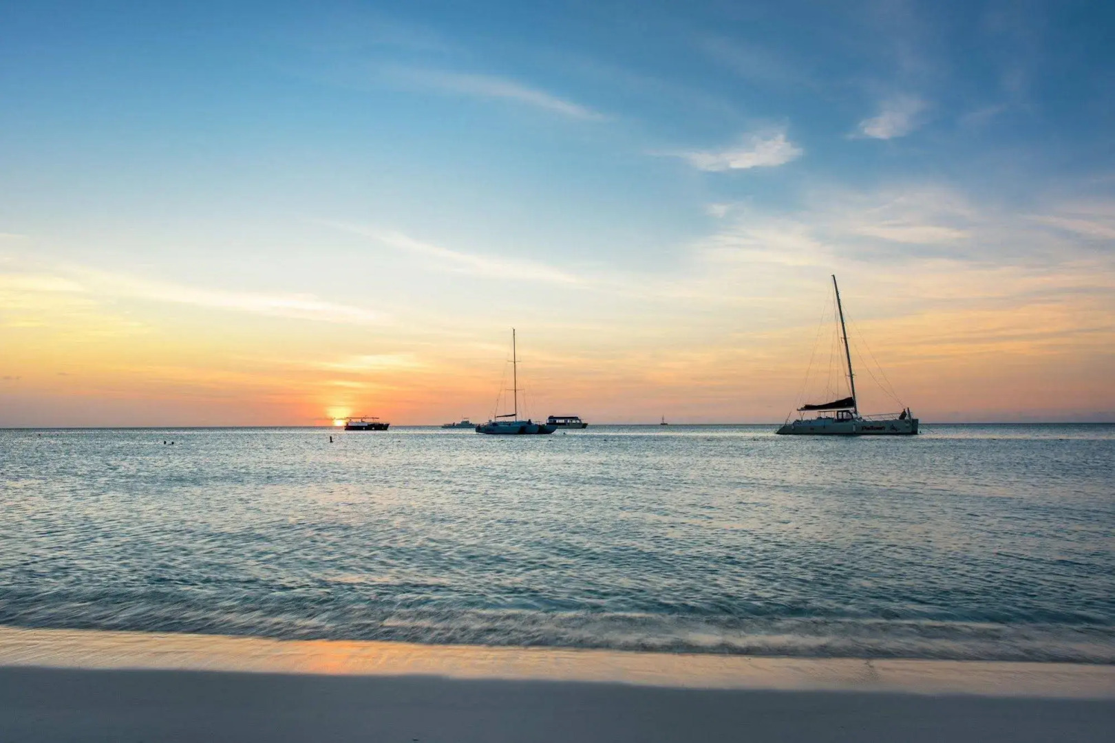 Playa Linda Beach Resort