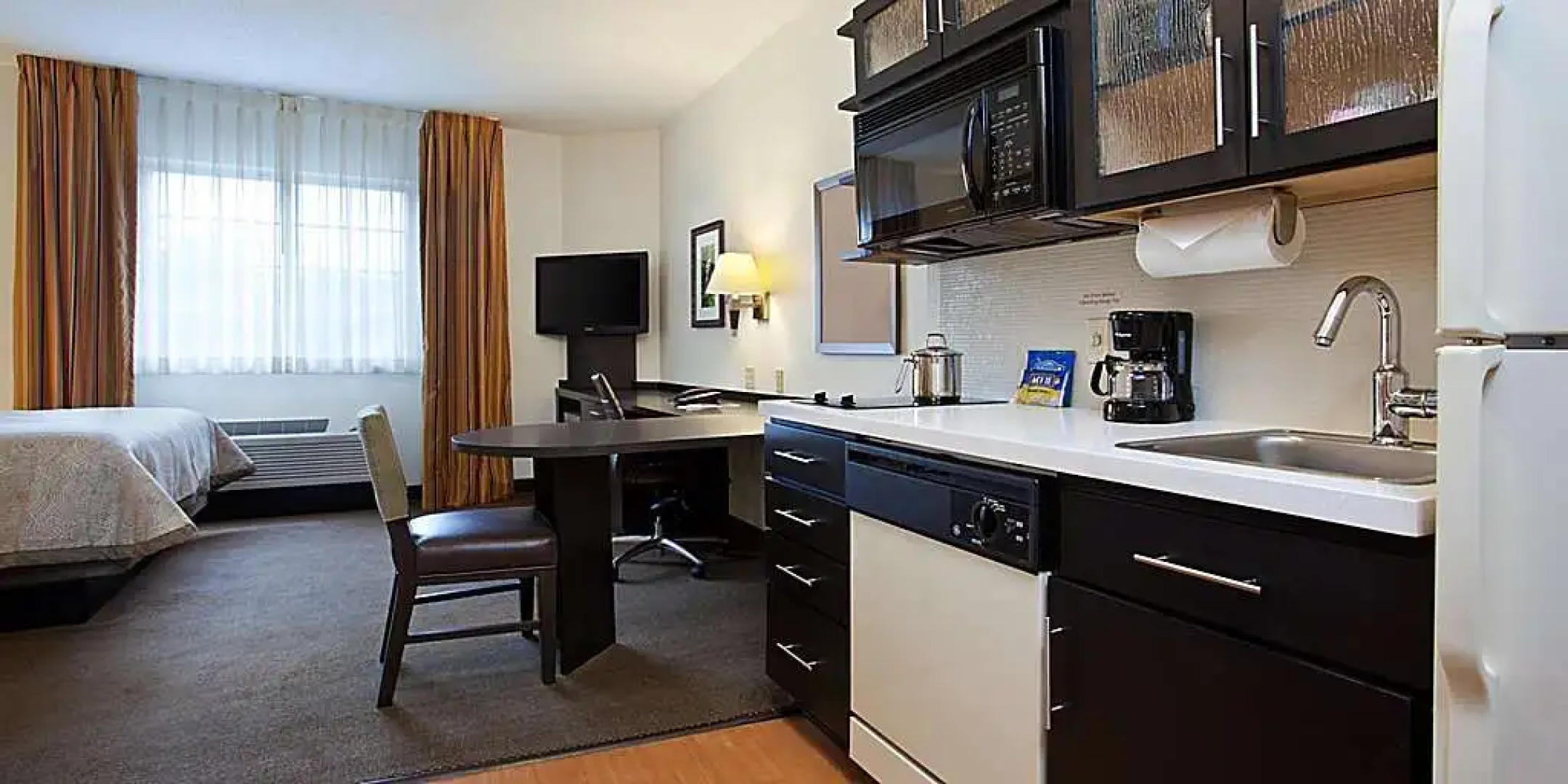 Sonesta Simply Suites Jacksonville