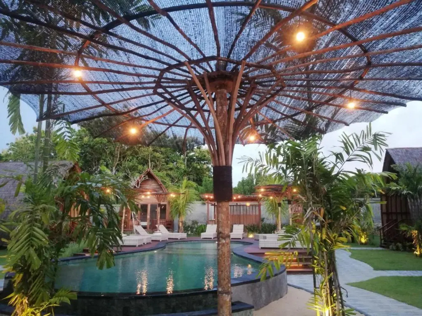 Lumbung bukit resort