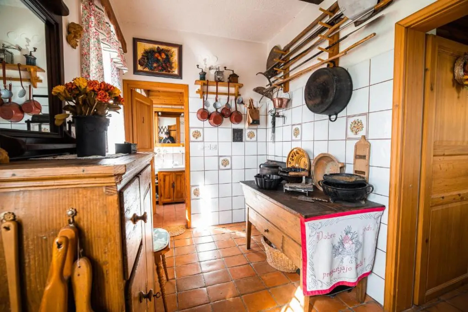 Authentic Countryside Villa With Hot tub