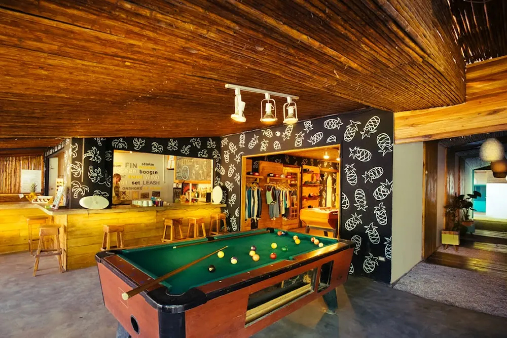 La Oveja Negra Tamarindo Hostel and Surf Camp - Adults Only