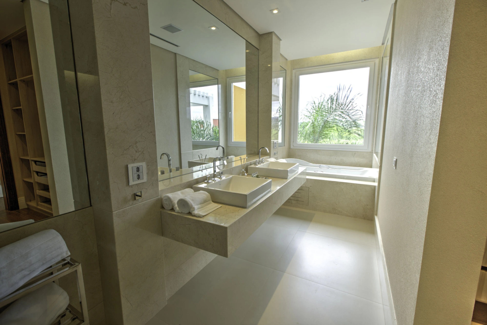 Blue Tree Daj Resort & Marina