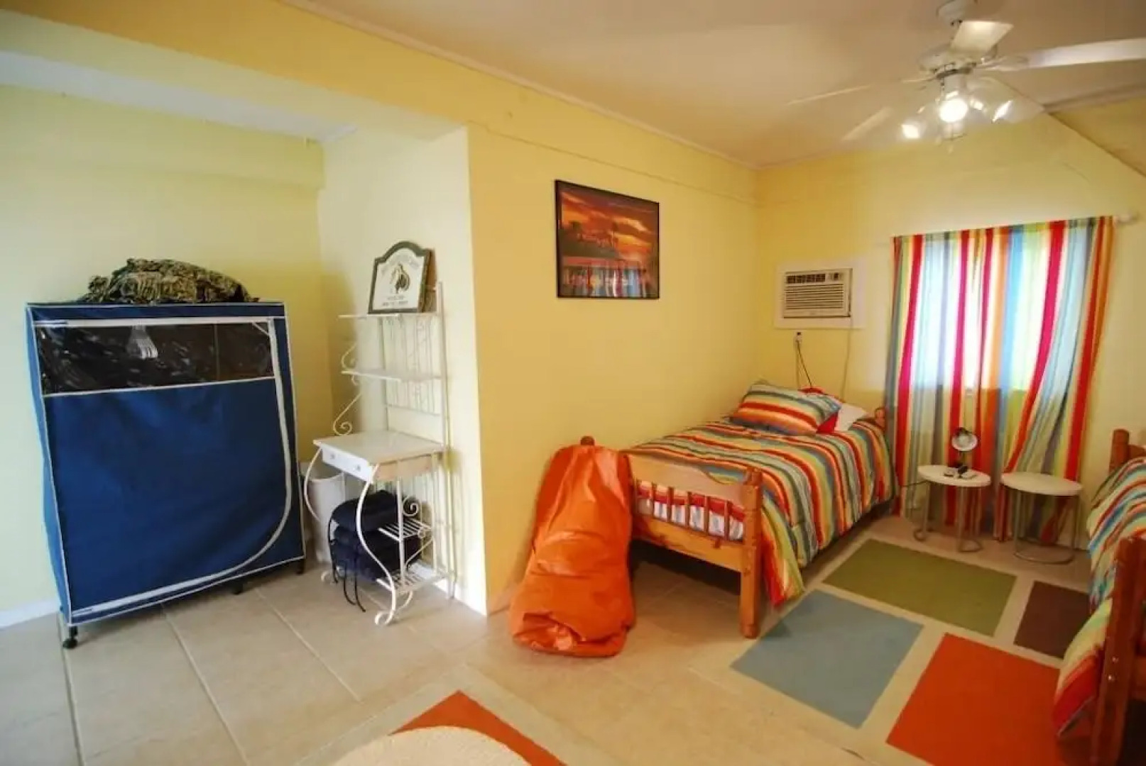 Sea La Vie by RedAwning