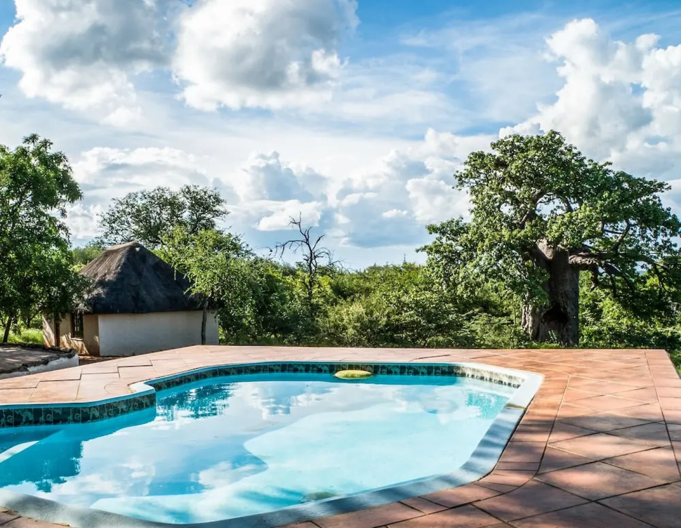 Zingela Nature Reserve - Baobab Tented Camp
