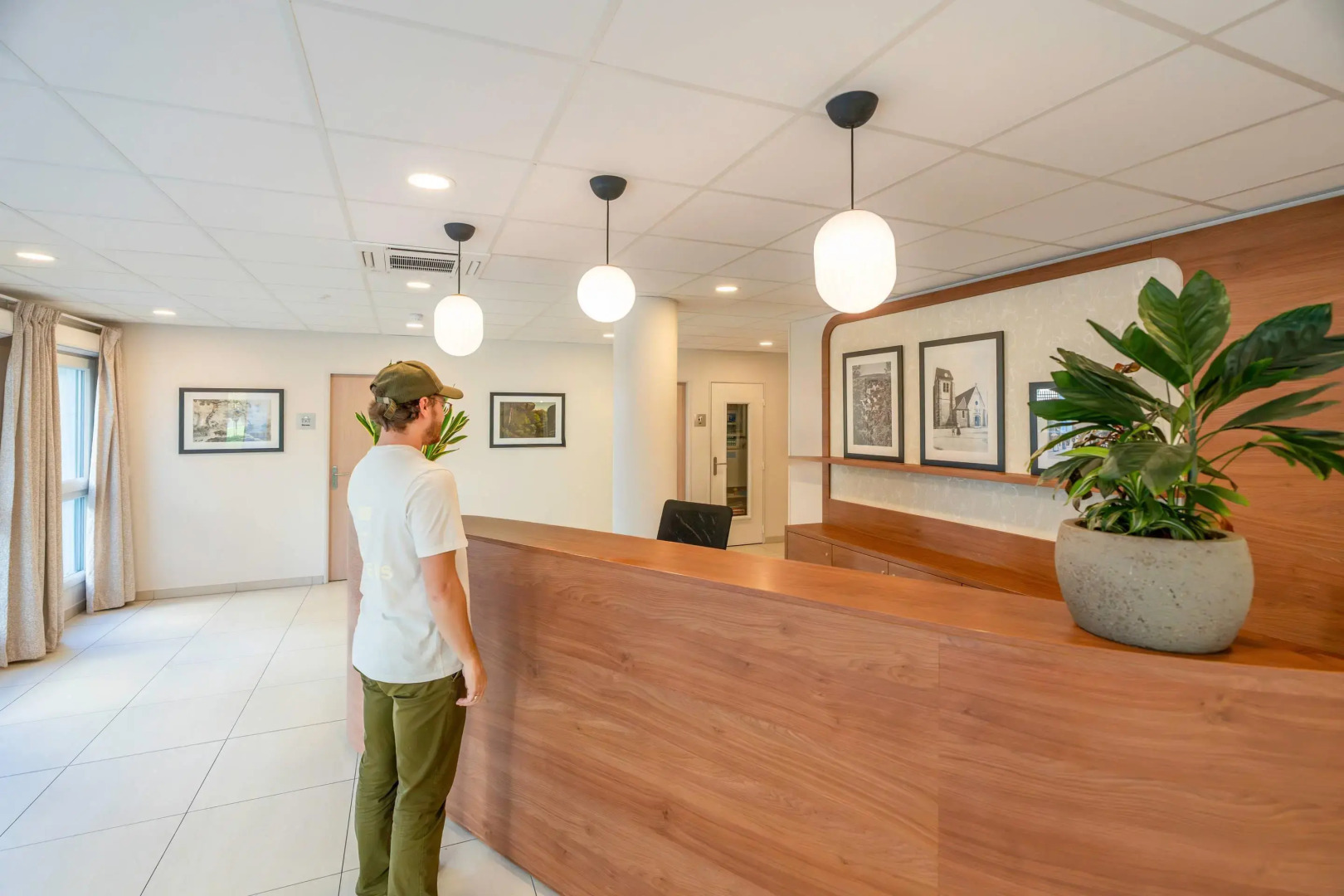 Quality Suites Moissy-Cramayel