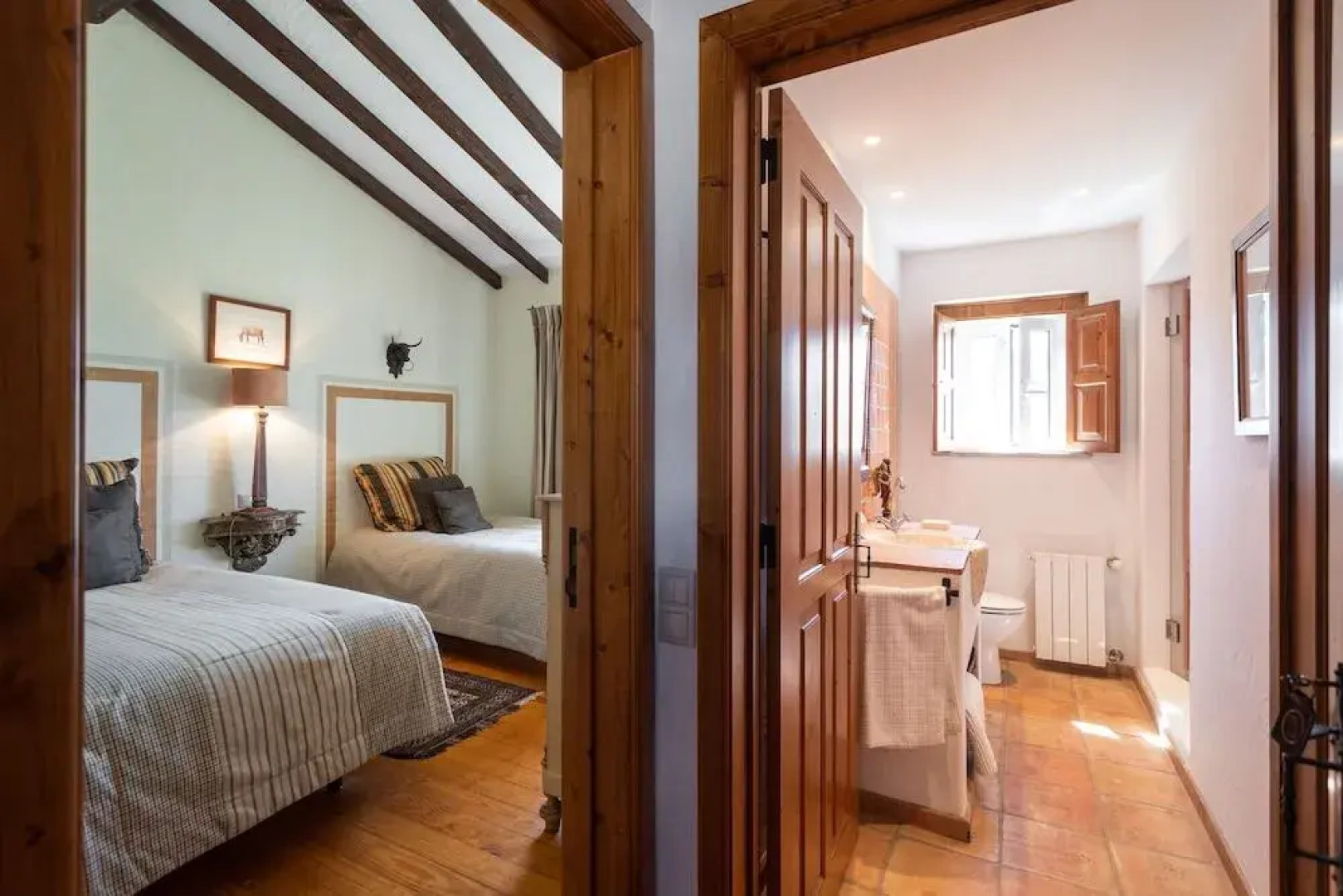 Rosa Estates The Farmhouse & Stables