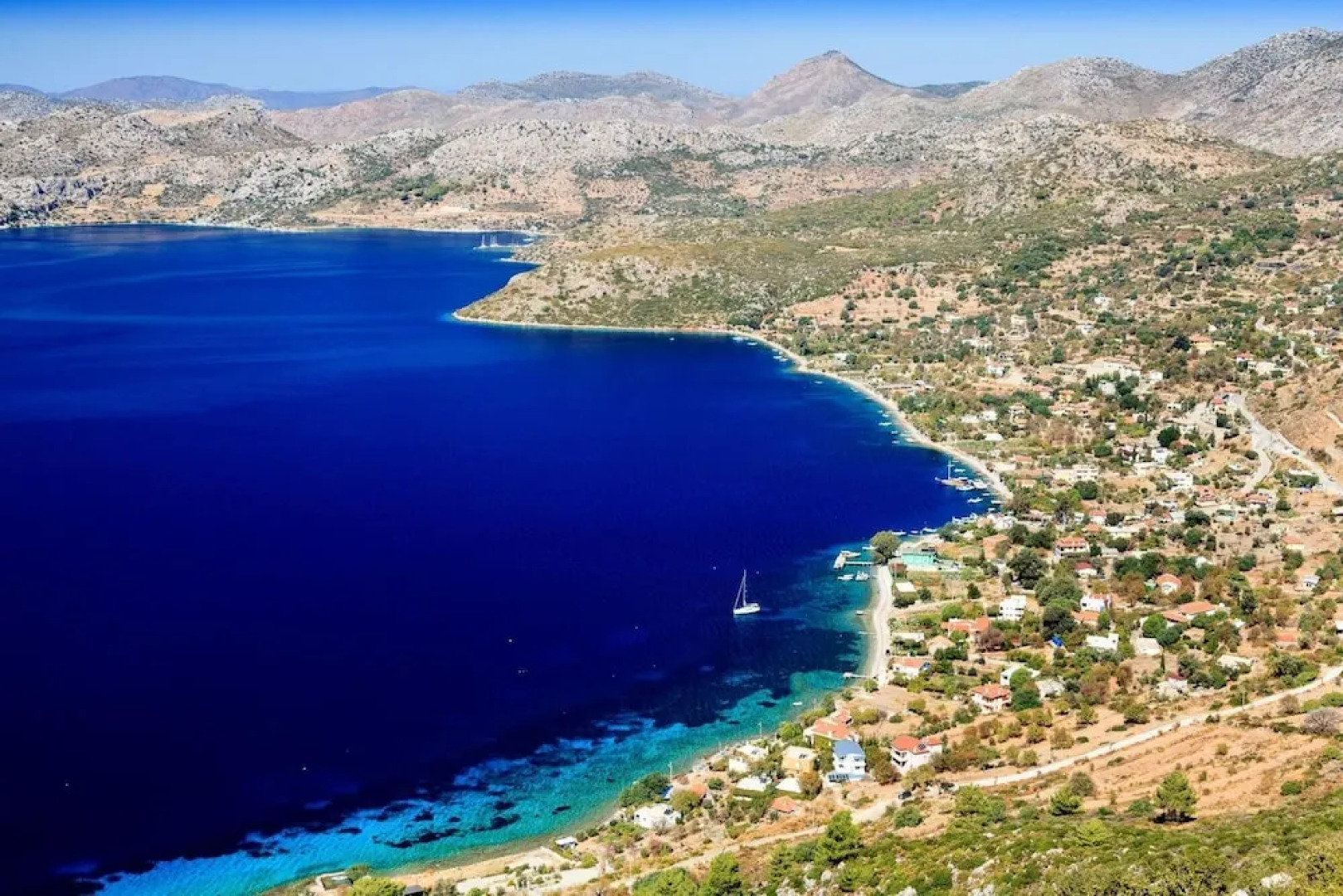 Waterfront Cottage in Ta l ca