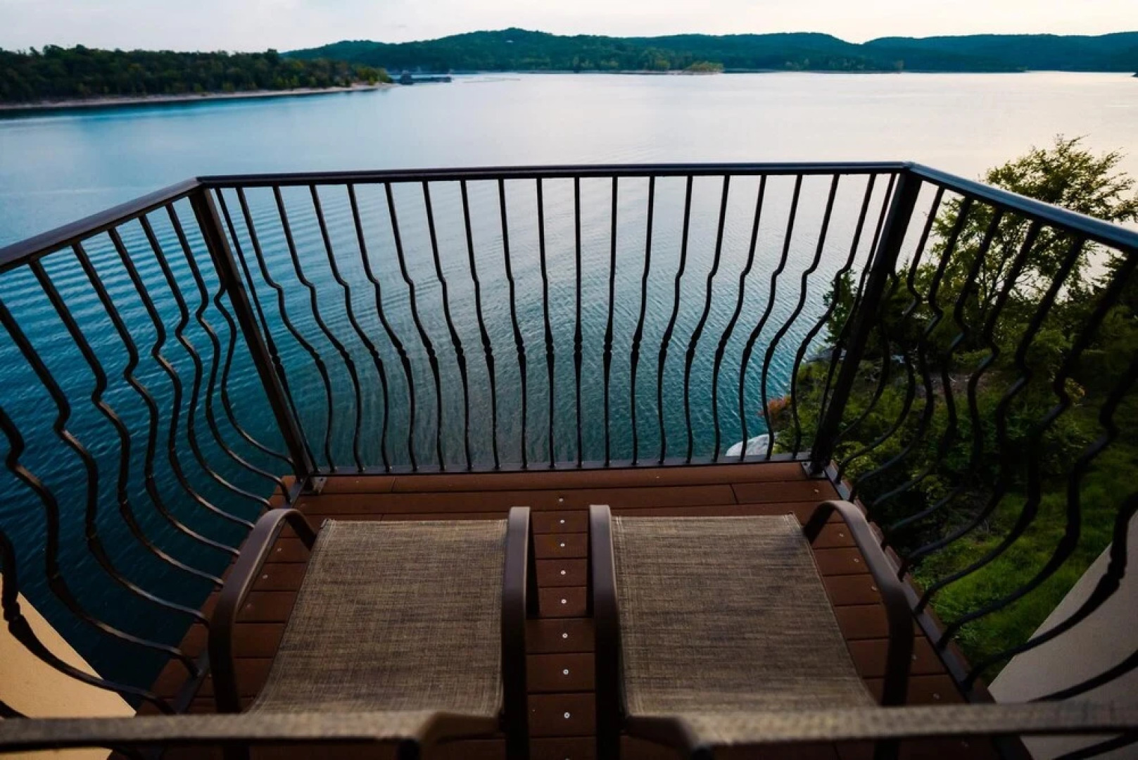 1 Bedroom Lake View Villa - Unit 406