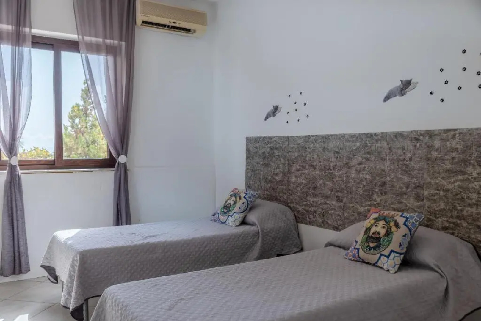 Benvenuti Al Sud 500m from beach