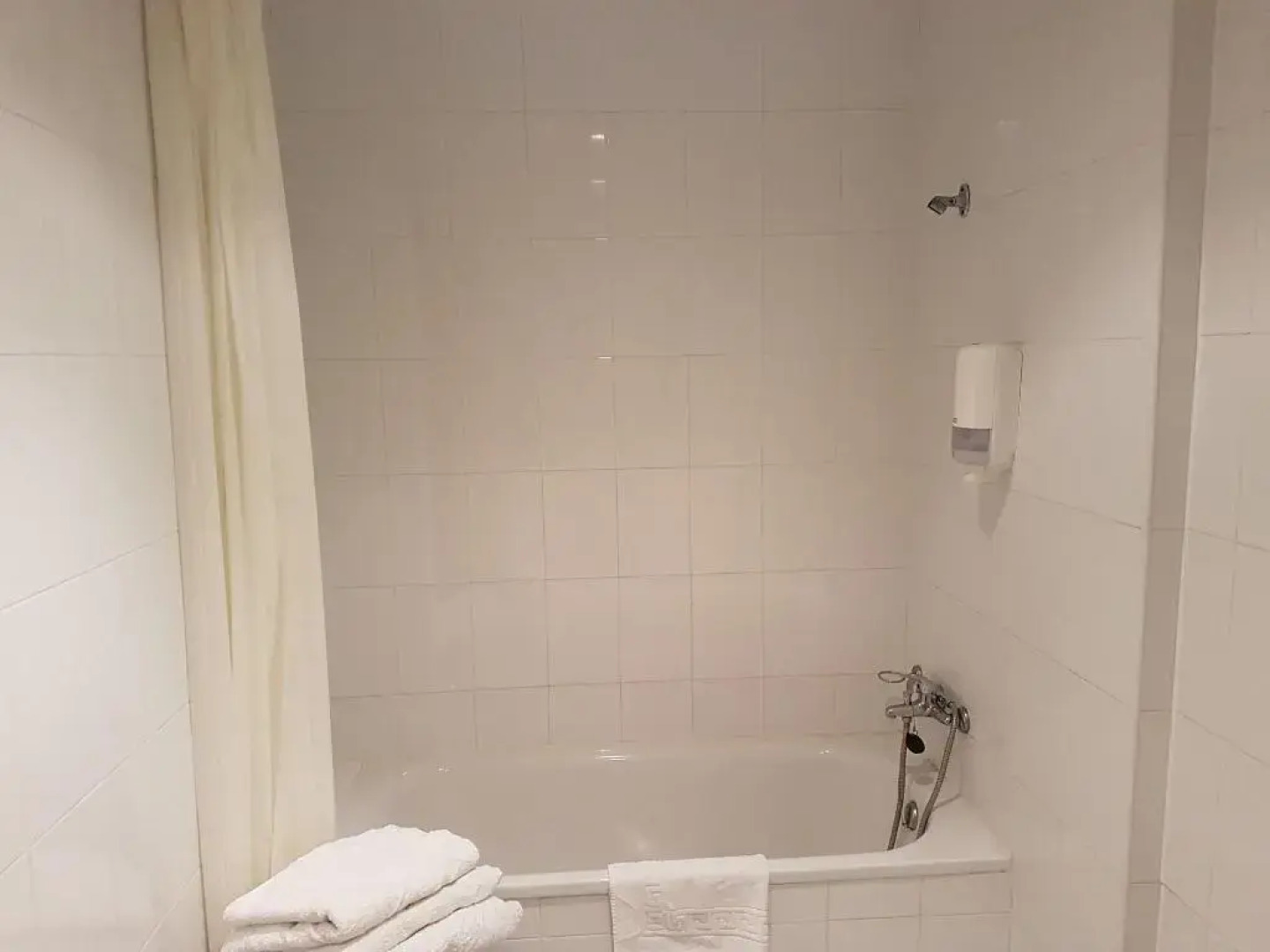 Hostal Restaurante La Charola