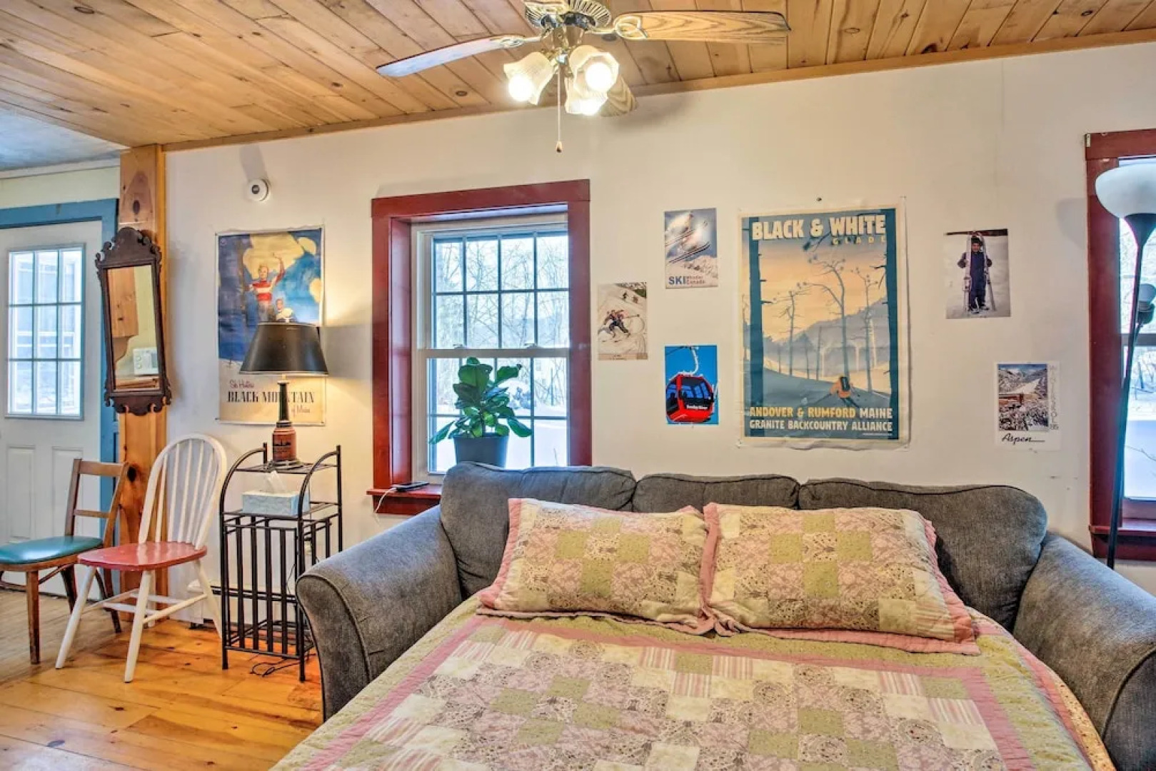 Quaint & Cozy Apartment 12 Mi to Ski Slopes