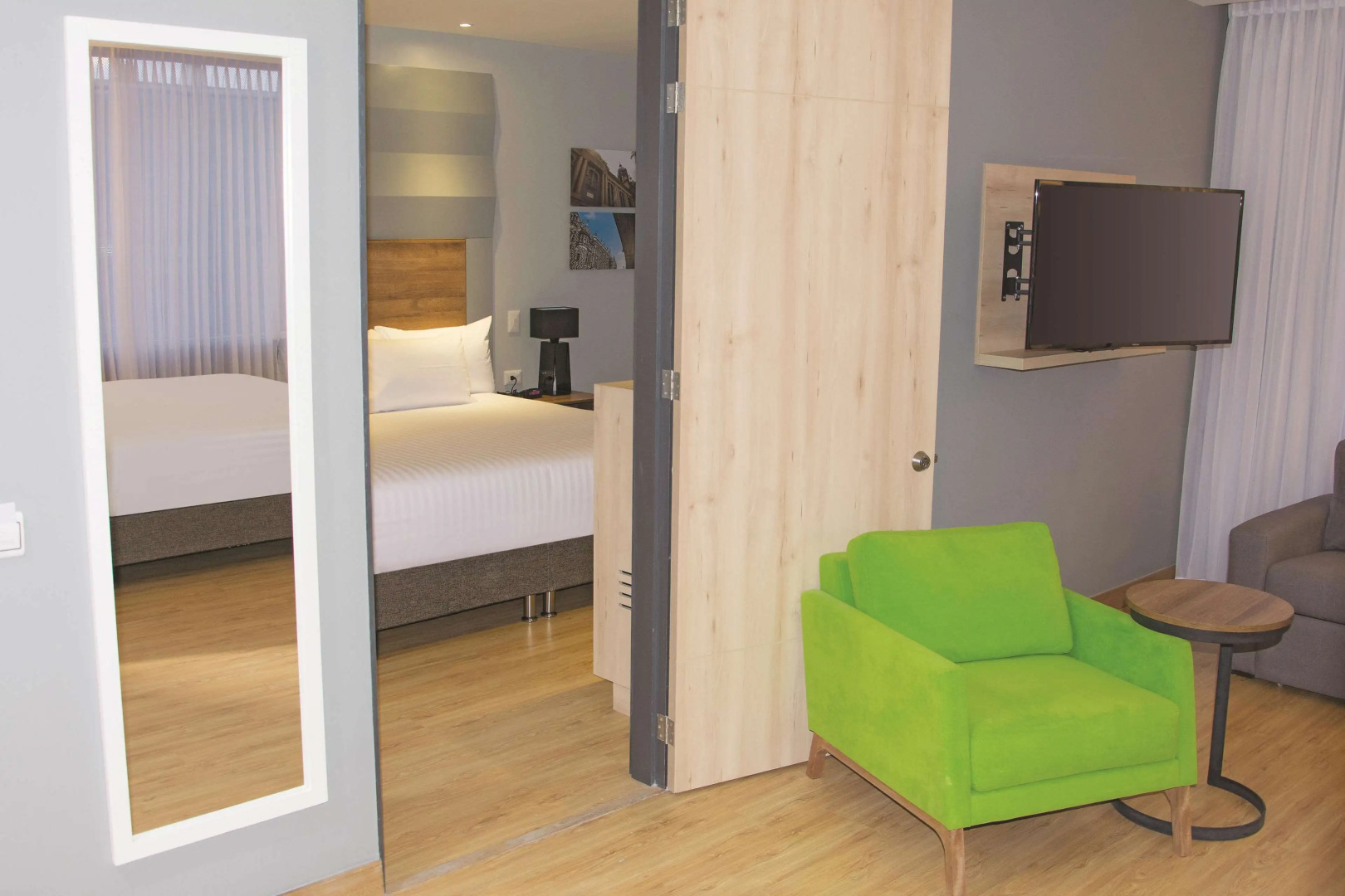 La Quinta by Wyndham Medellin