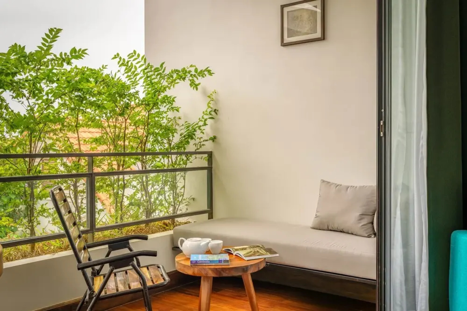 Secondfold Residence