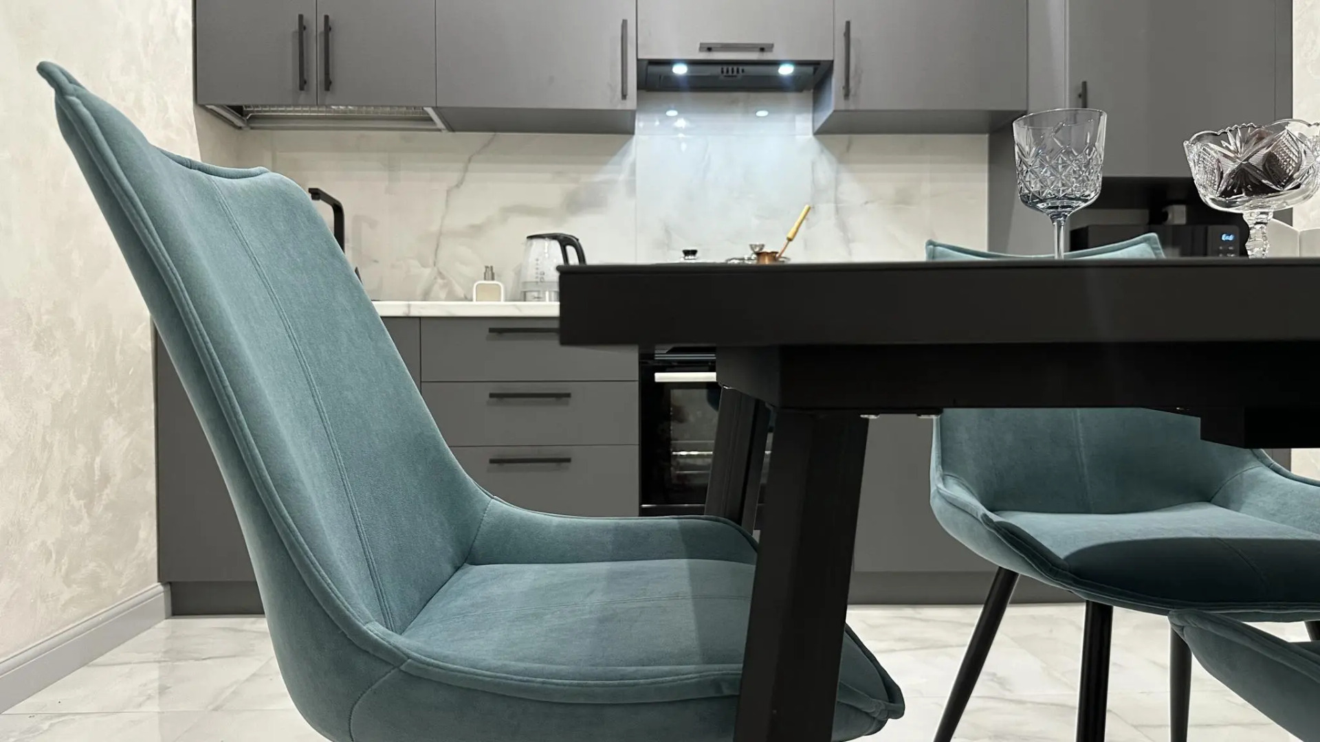 Aura на улице Весенняя 21Ж