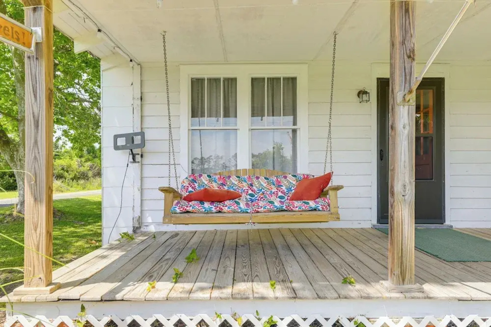 10 Mi to Cape Lookout Ferry: Serene Coastal Escape