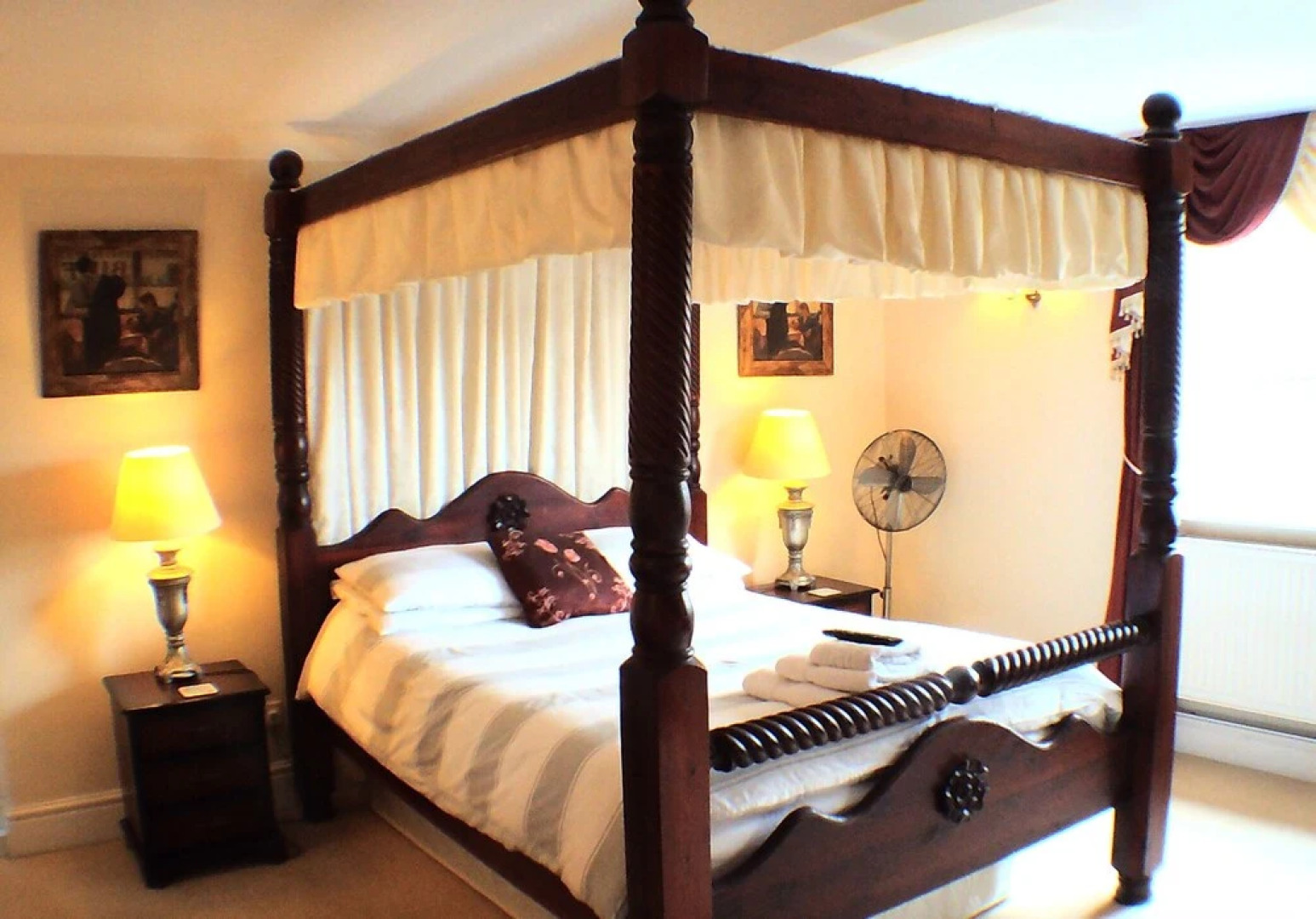 Featherstone Farm Hotel