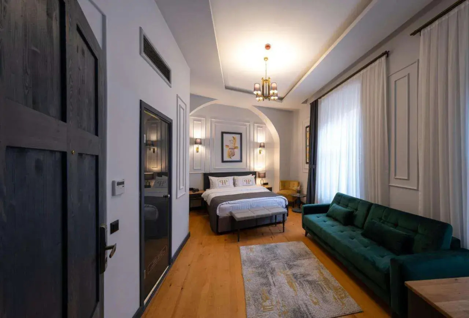 Ferman Port Hotel - Special Class