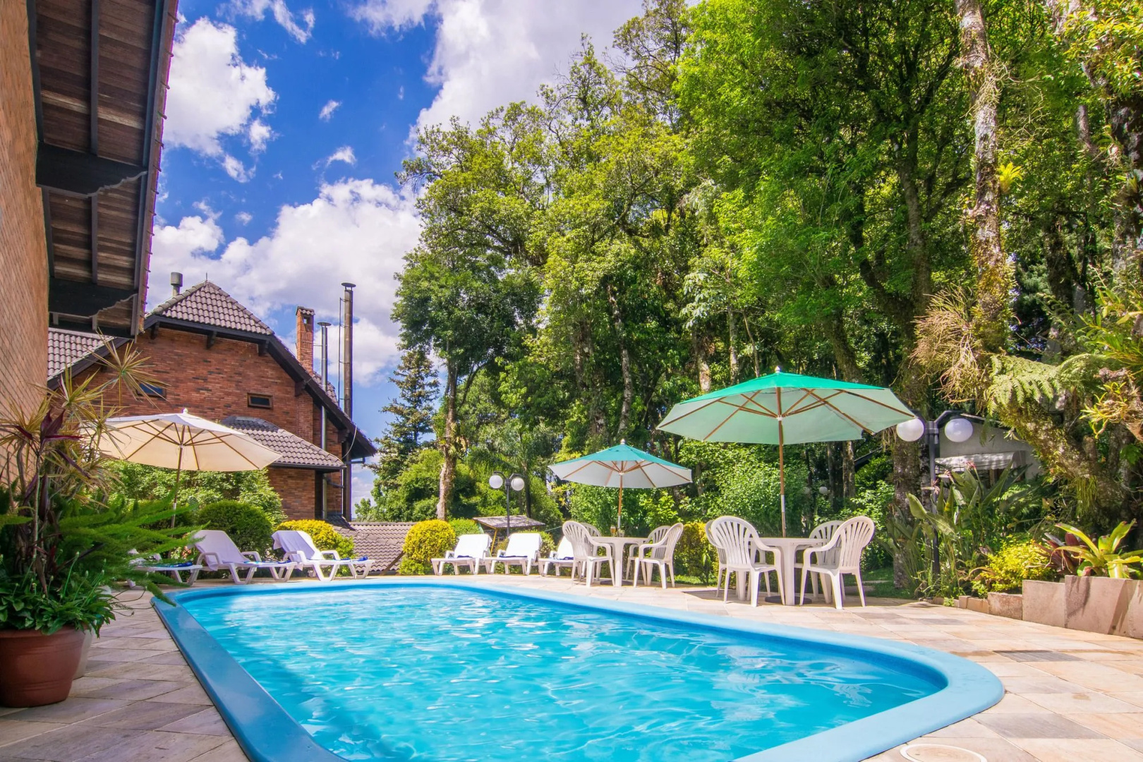 Hotel Azaleia