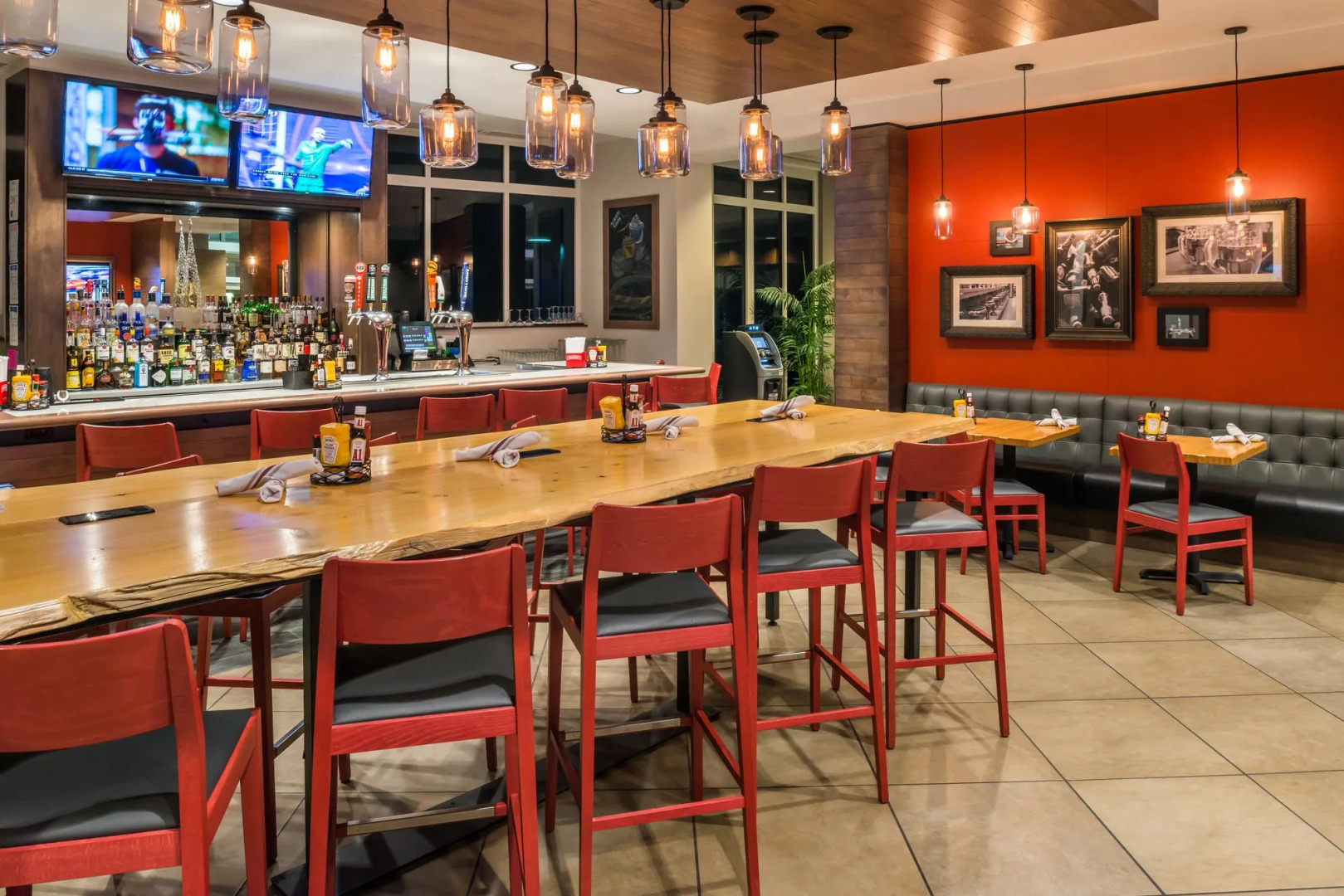 Holiday Inn Kansas City Airport by IHG