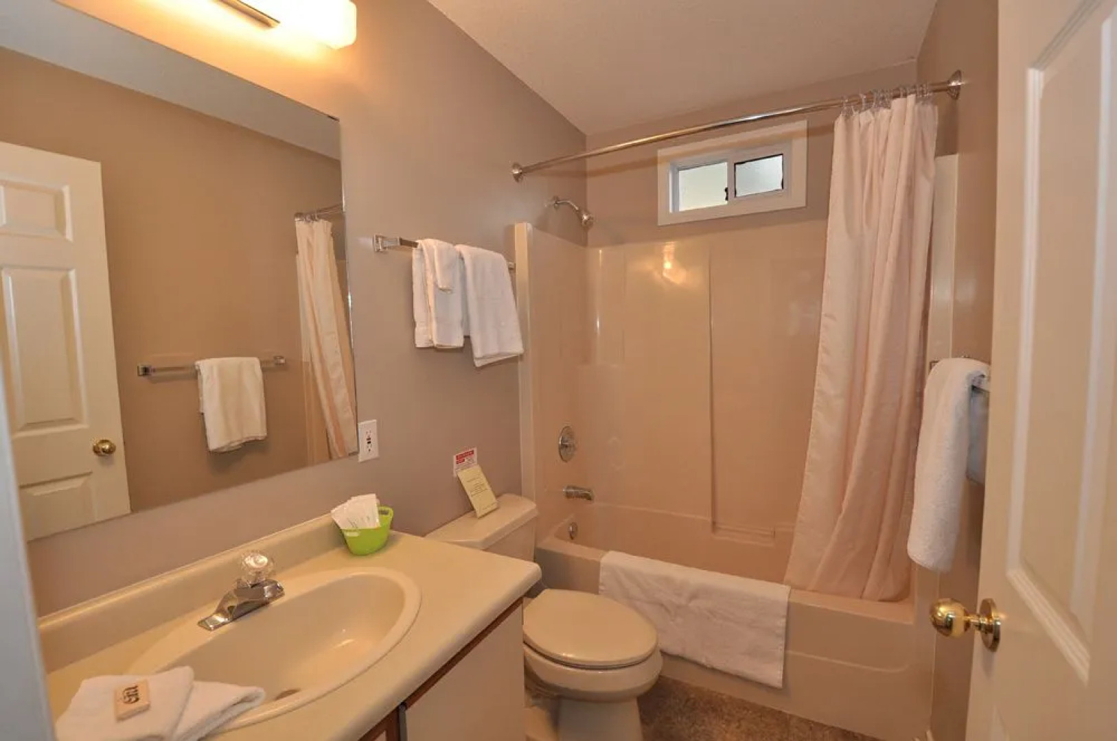 Seclusion Bay Resort