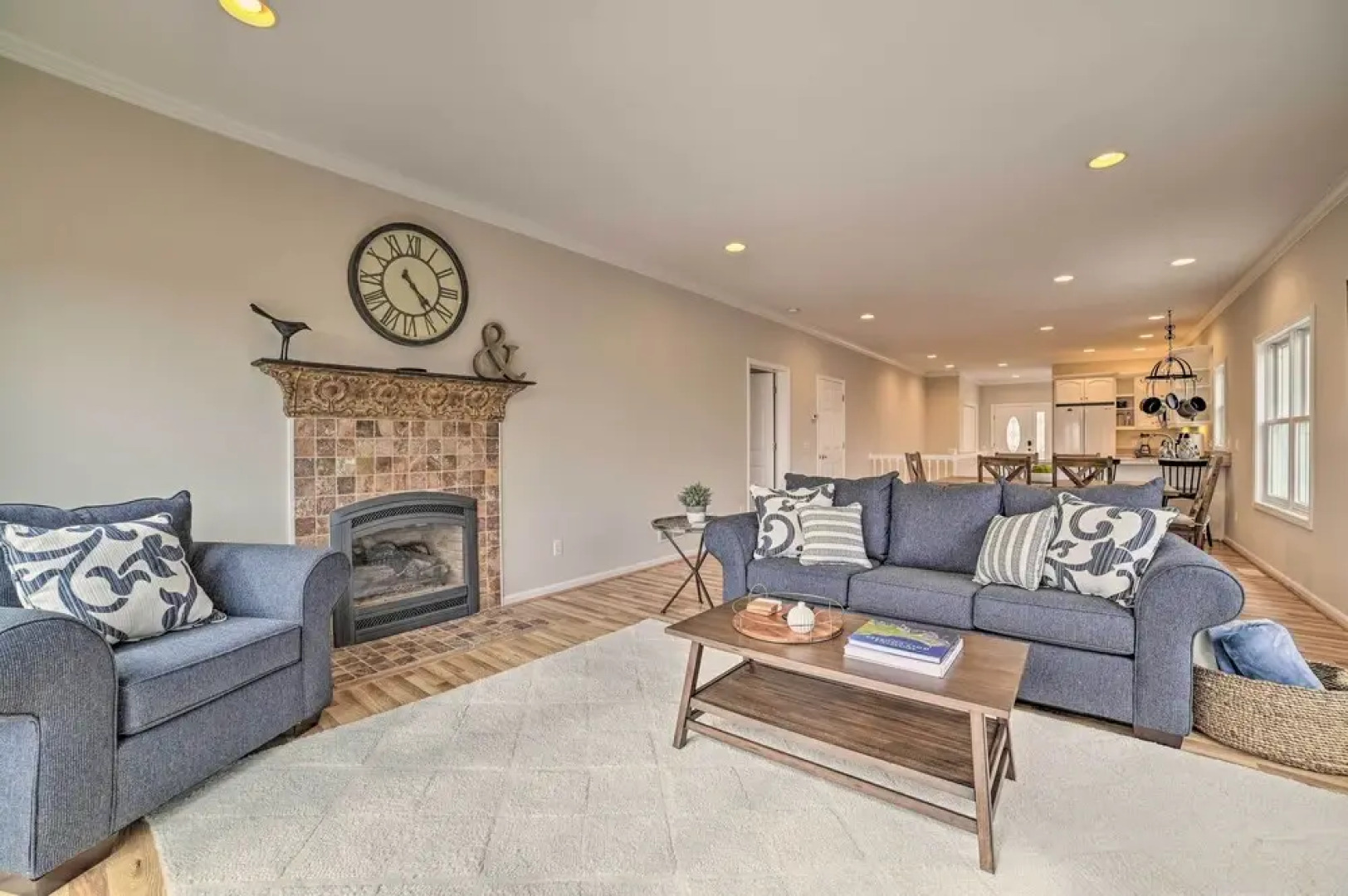 1 Mi to Nubs Nob: Pet-friendly Home w/ Hot Tub